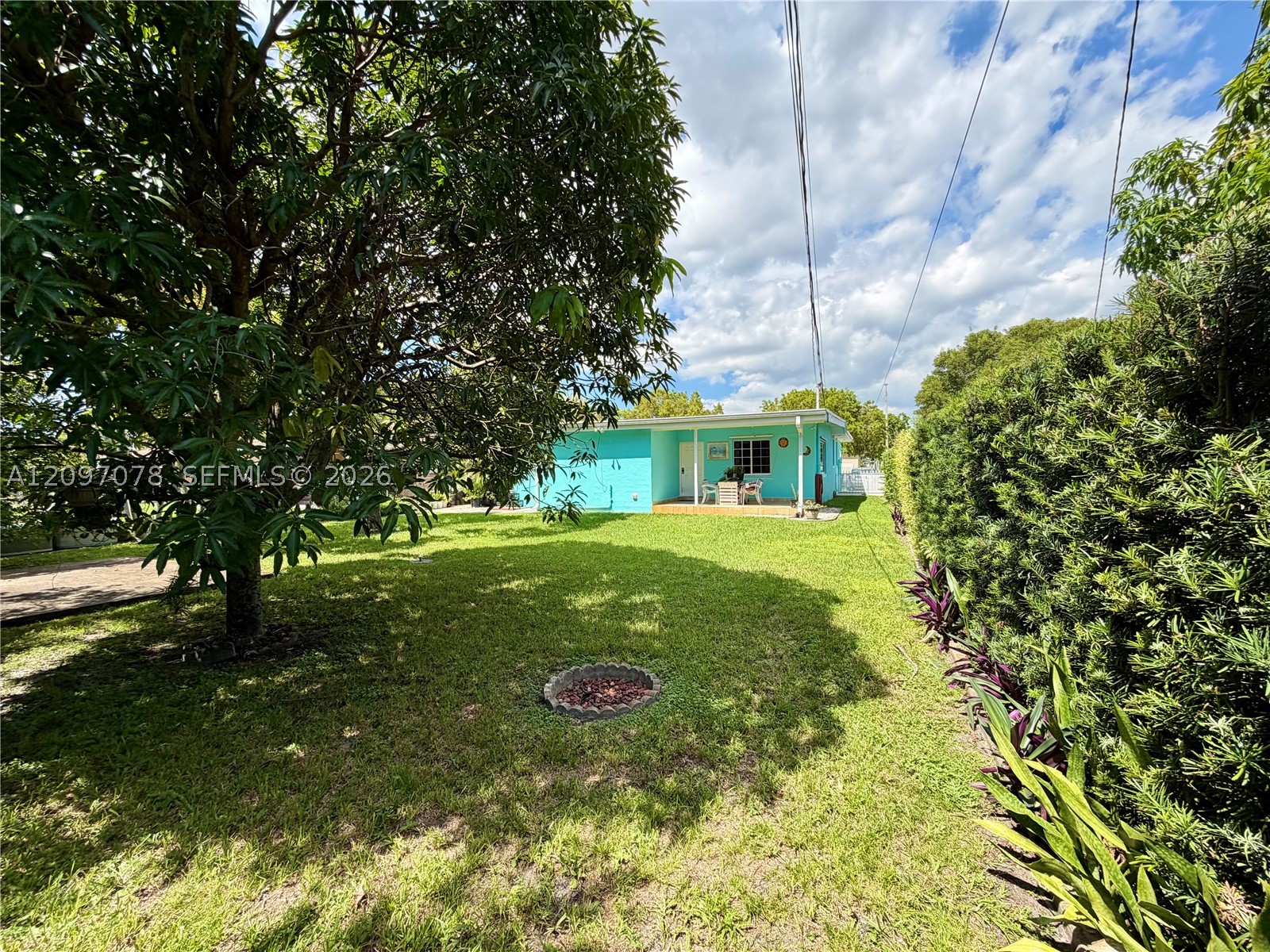 4450 SW 2nd St, Miami FL 33134