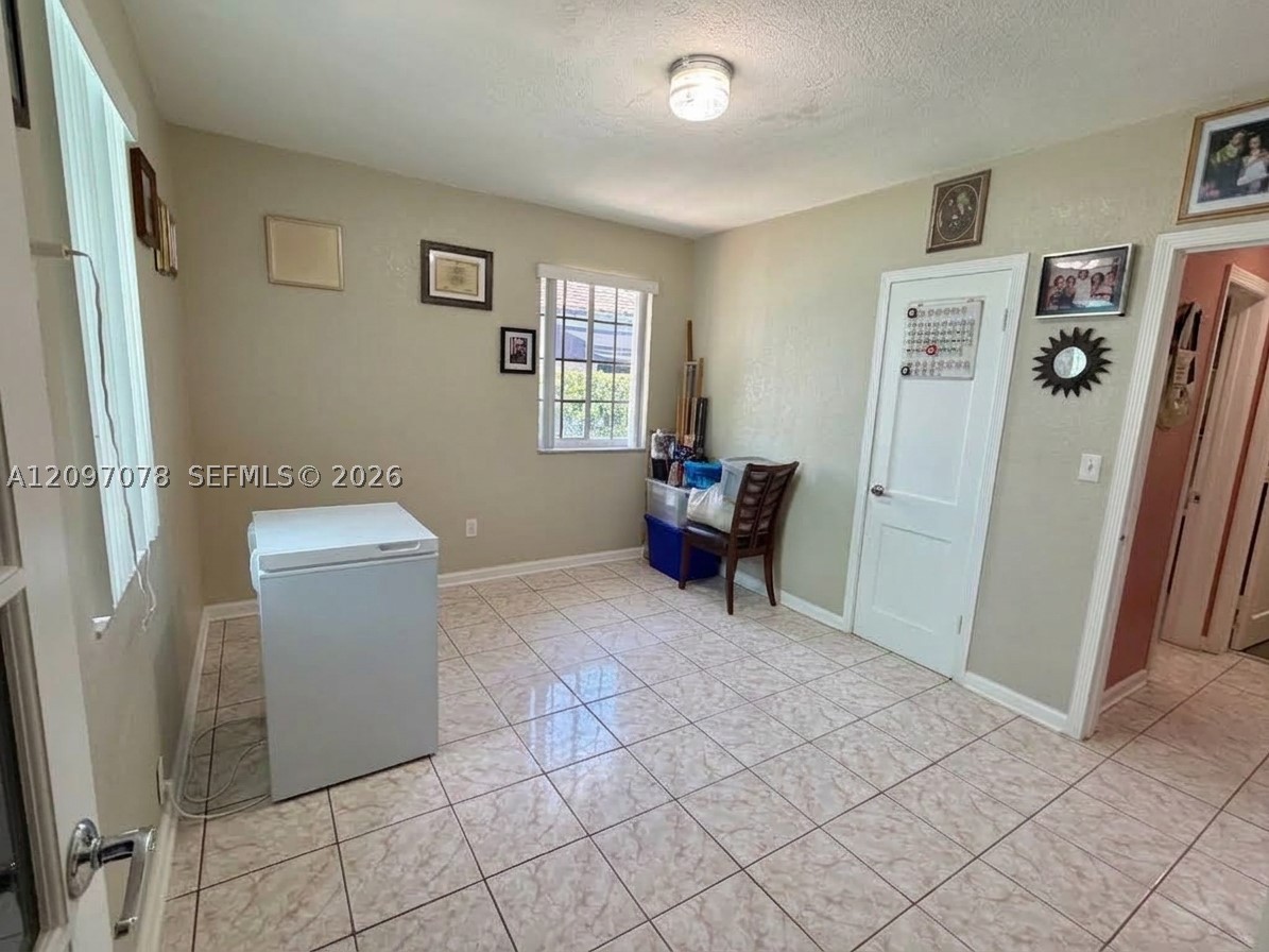 4450 SW 2nd St, Miami FL 33134