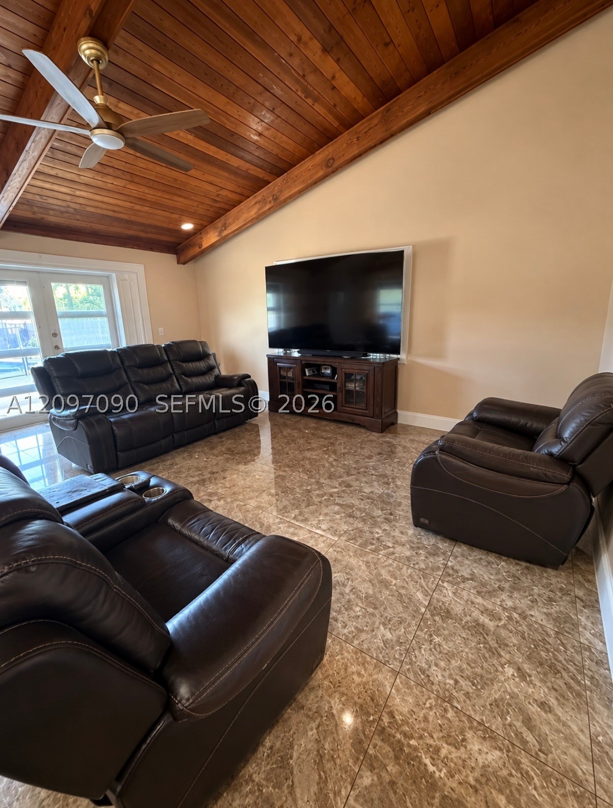 11810 NW 16th St, Pembroke Pines FL 33026
