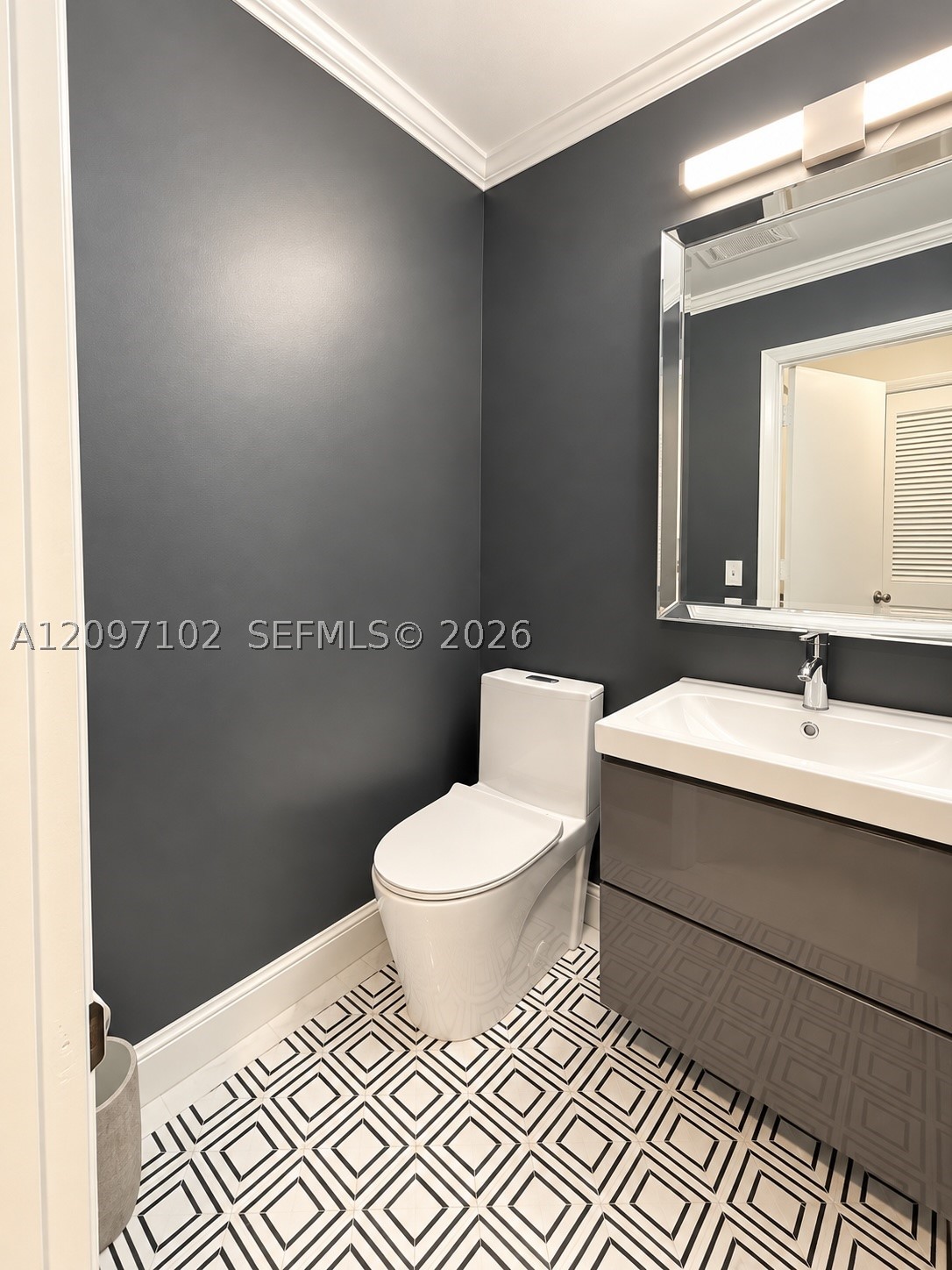 21729 Juego Cir #1F, Boca Raton FL 33433
