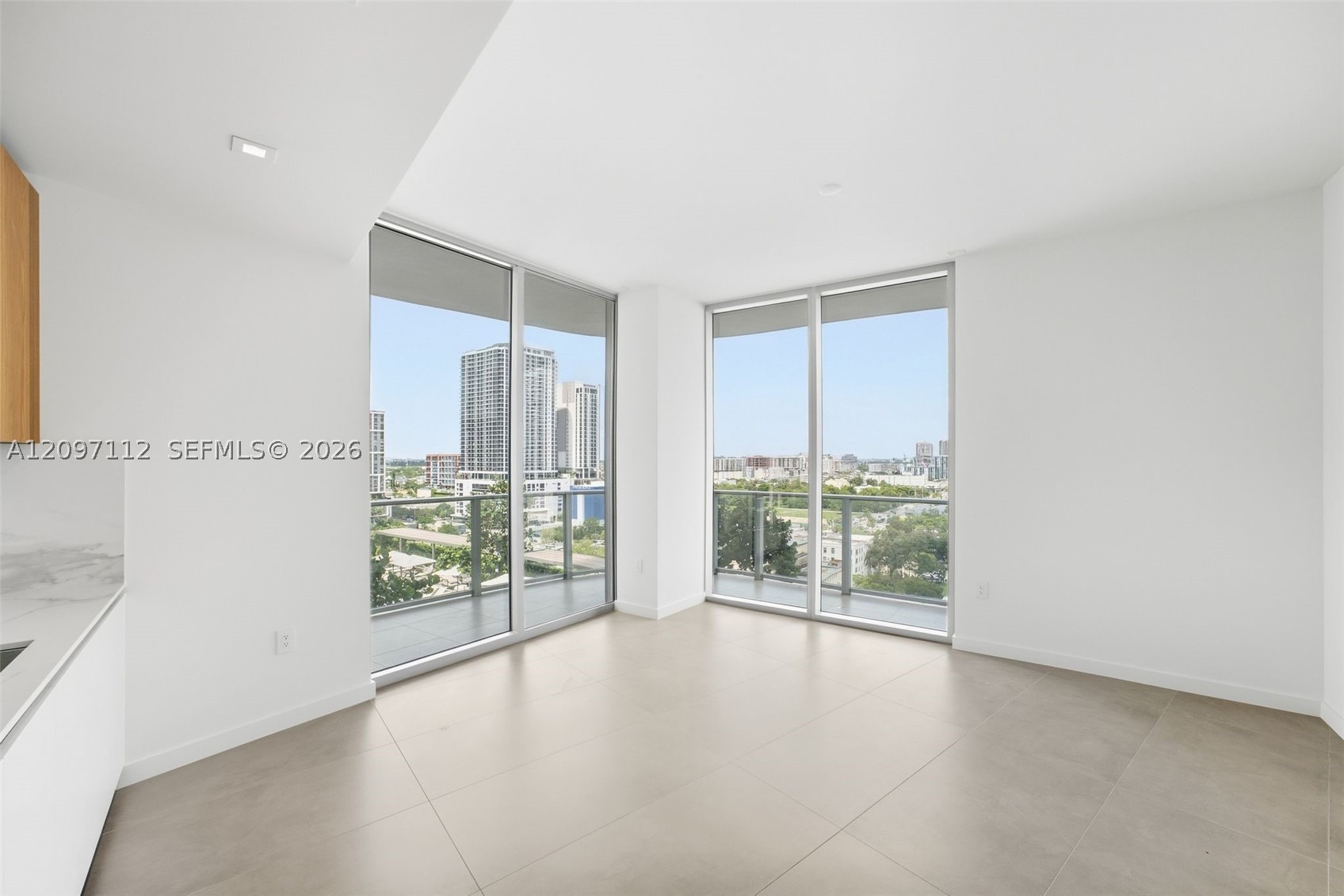 1400 Biscayne Blvd #1407, Miami FL 33132