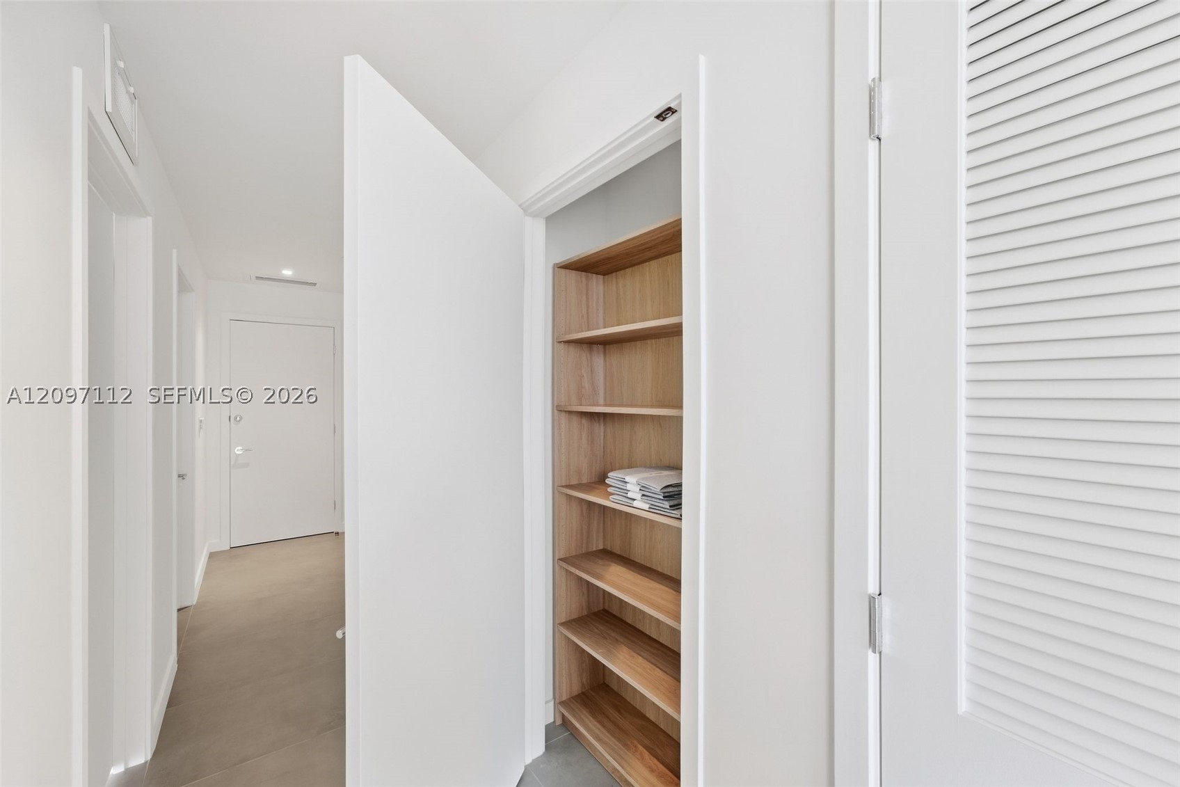 1400 Biscayne Blvd #1407, Miami FL 33132