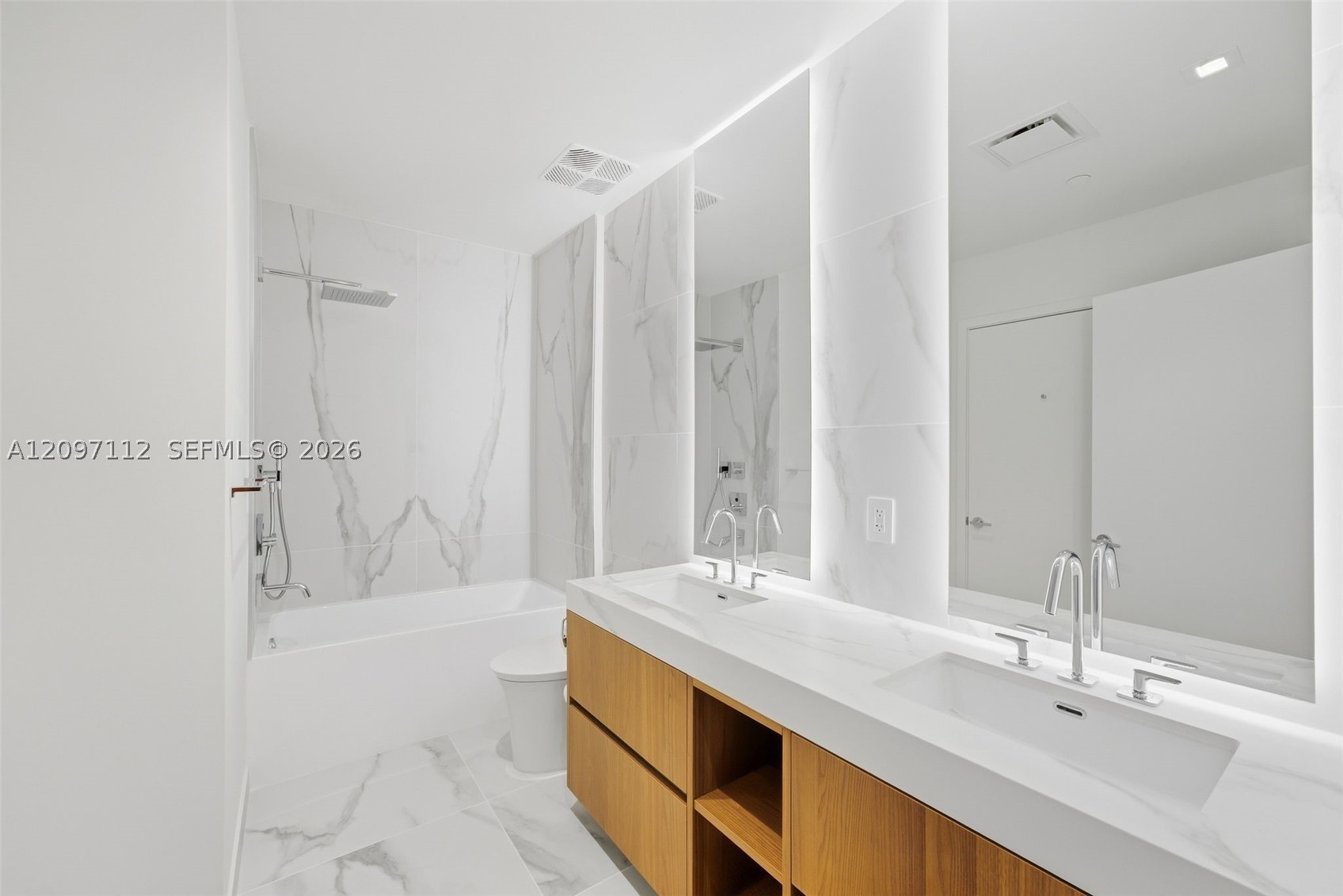1400 Biscayne Blvd #1407, Miami FL 33132