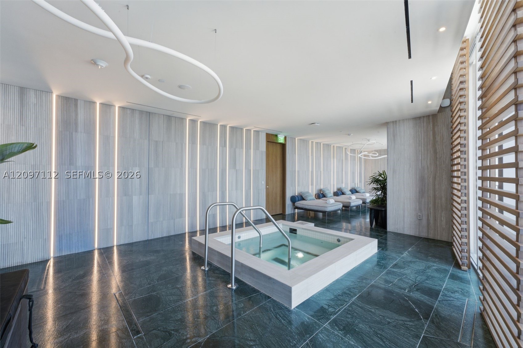 1400 Biscayne Blvd #1407, Miami FL 33132