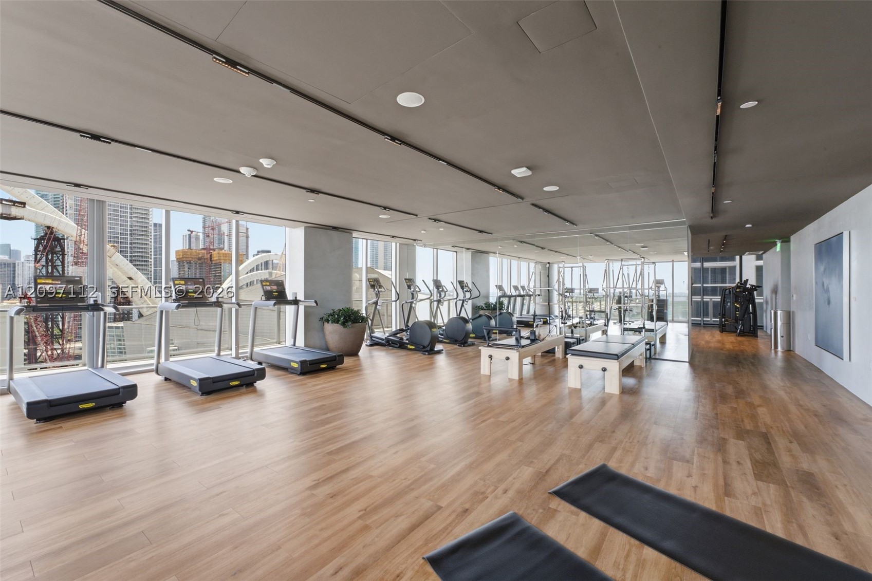1400 Biscayne Blvd #1407, Miami FL 33132