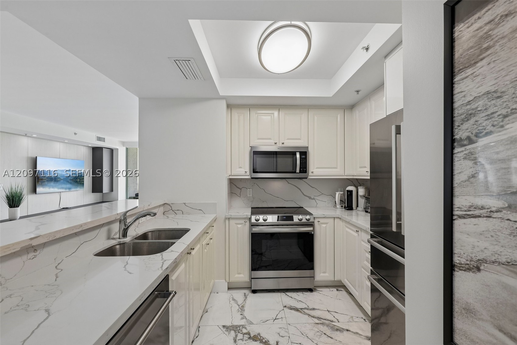 3400 SW 27th Ave #605, Miami FL 33133