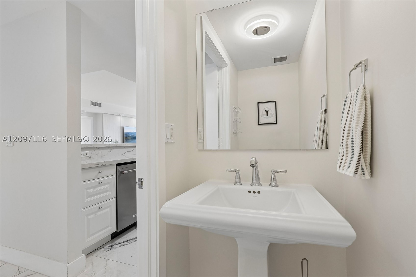 3400 SW 27th Ave #605, Miami FL 33133