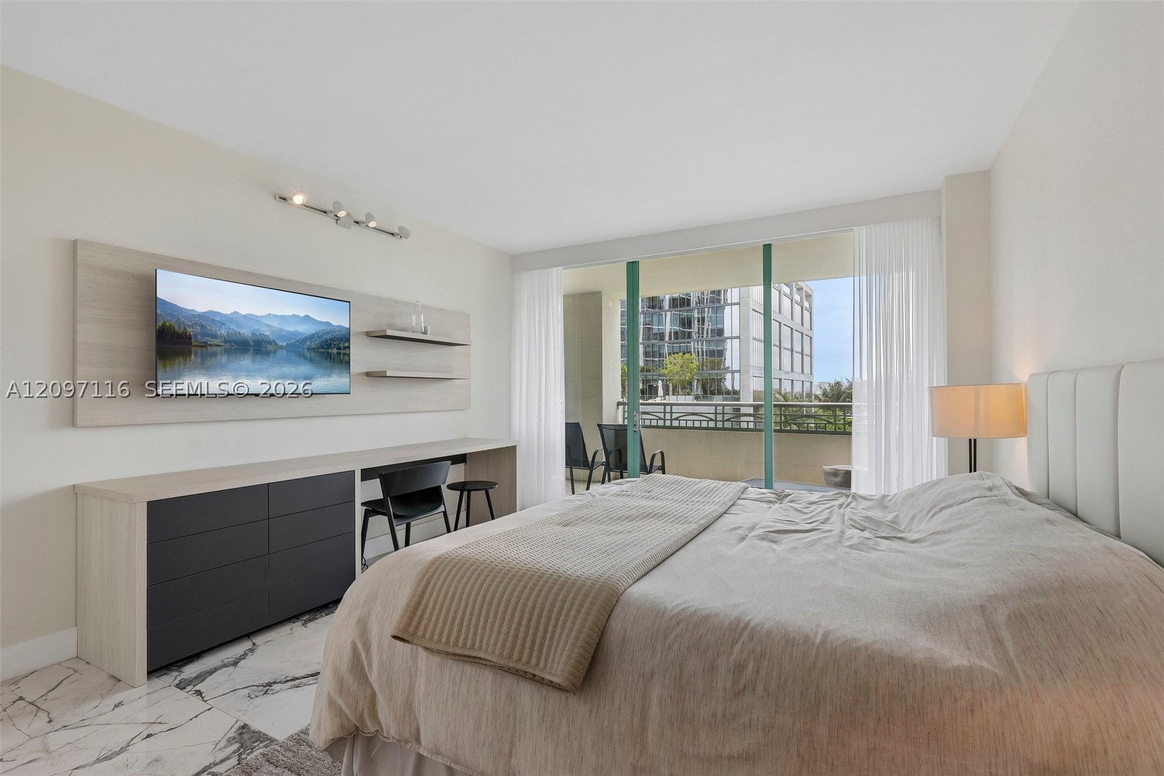 3400 SW 27th Ave #605, Miami FL 33133