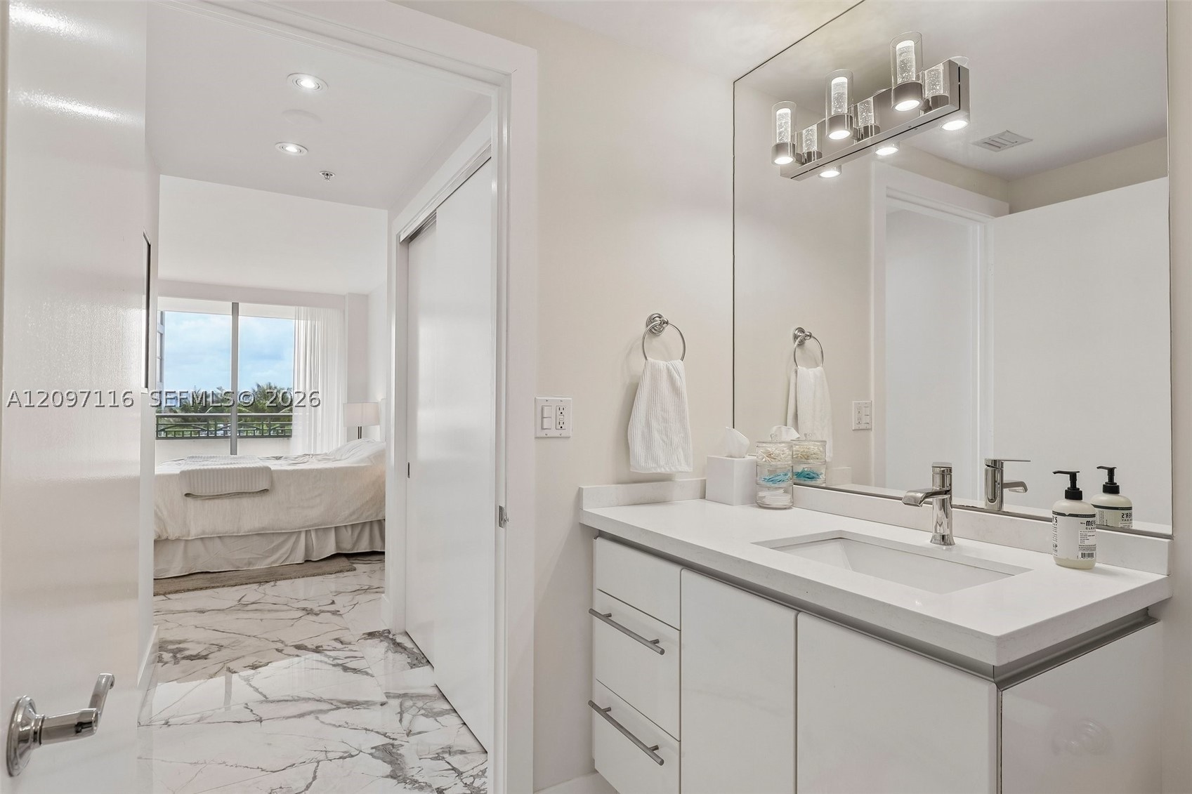 3400 SW 27th Ave #605, Miami FL 33133