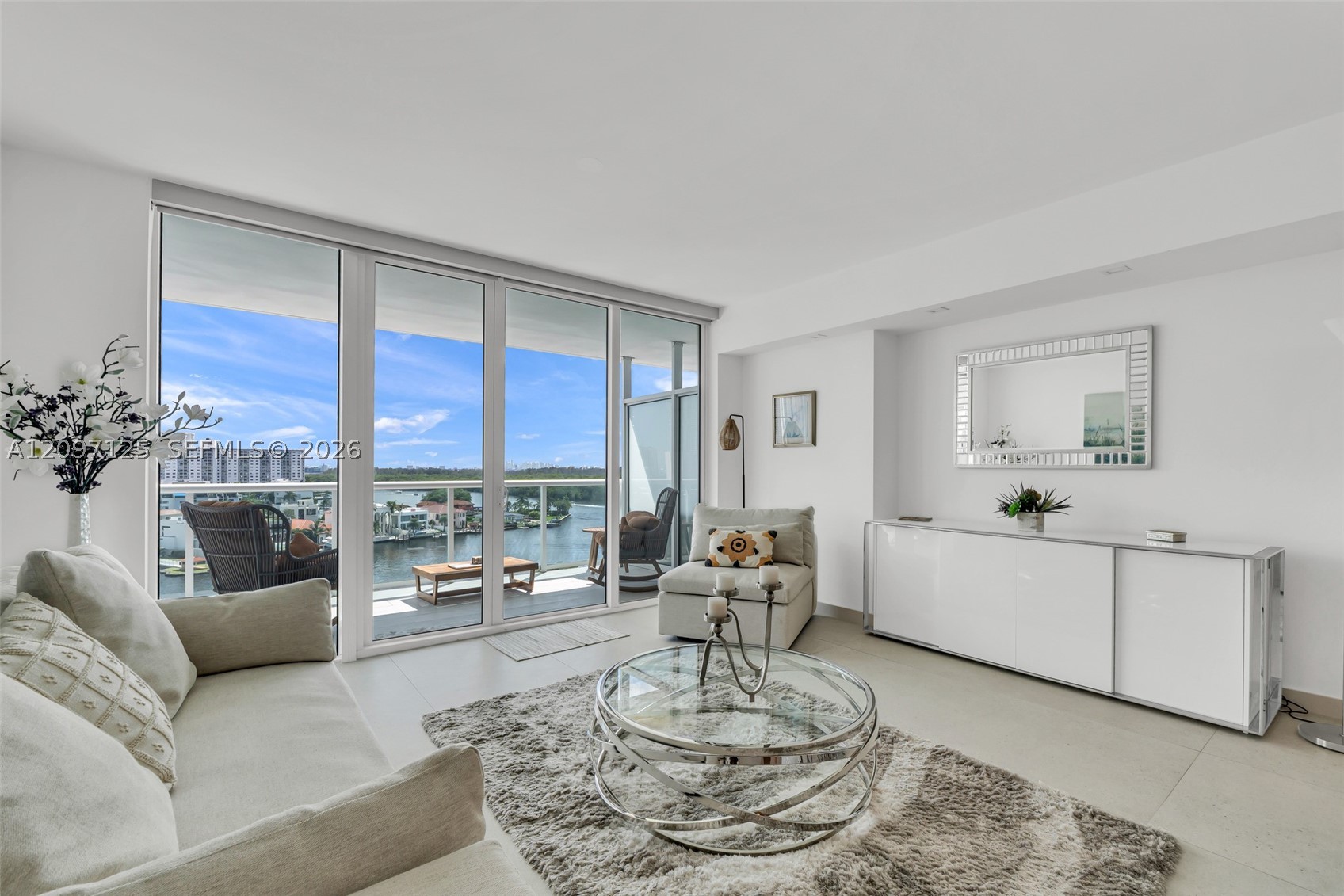 400 Sunny Isles Blvd #916, Sunny Isles Beach FL 33160