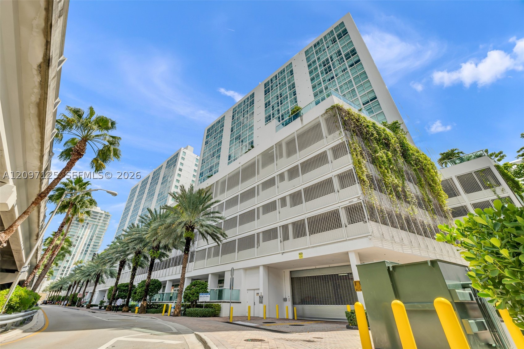 400 Sunny Isles Blvd #916, Sunny Isles Beach FL 33160