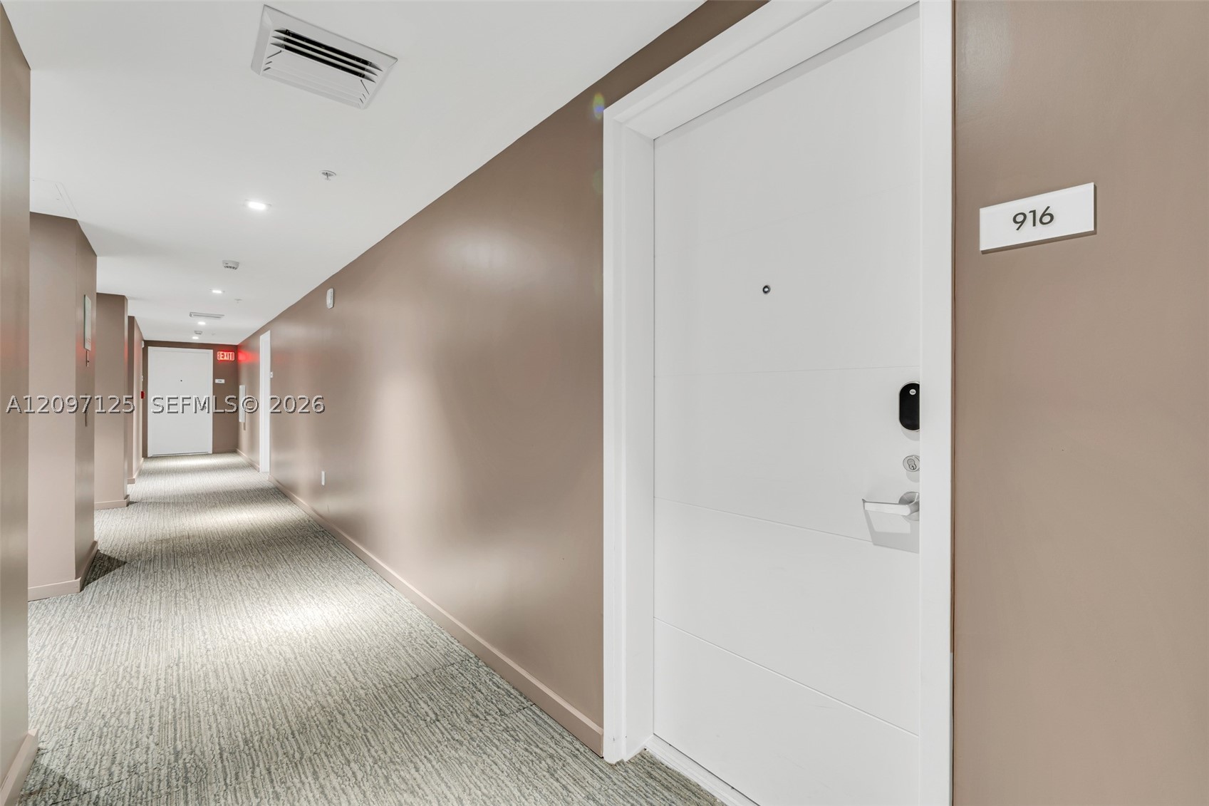 400 Sunny Isles Blvd #916, Sunny Isles Beach FL 33160
