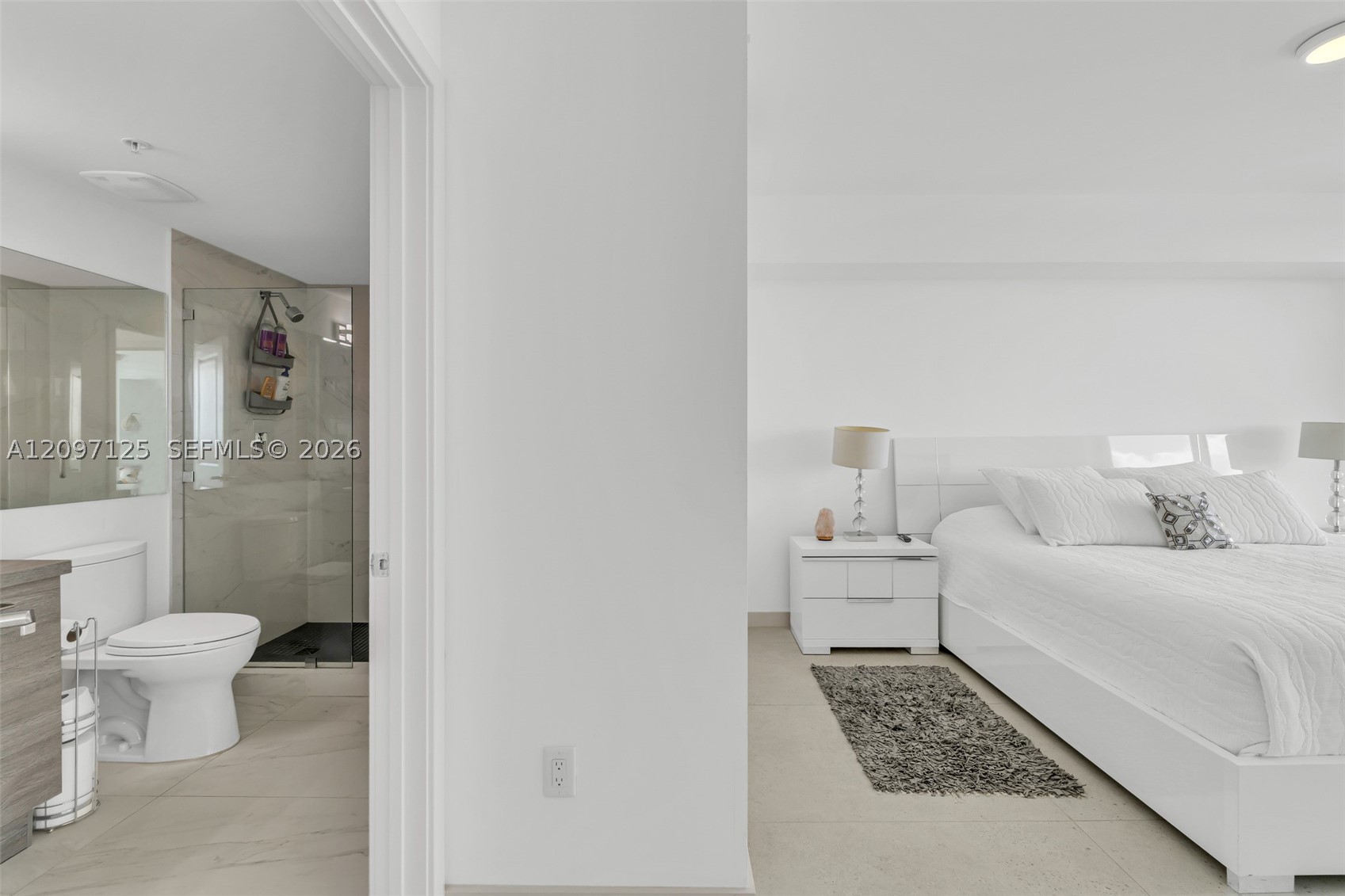 400 Sunny Isles Blvd #916, Sunny Isles Beach FL 33160