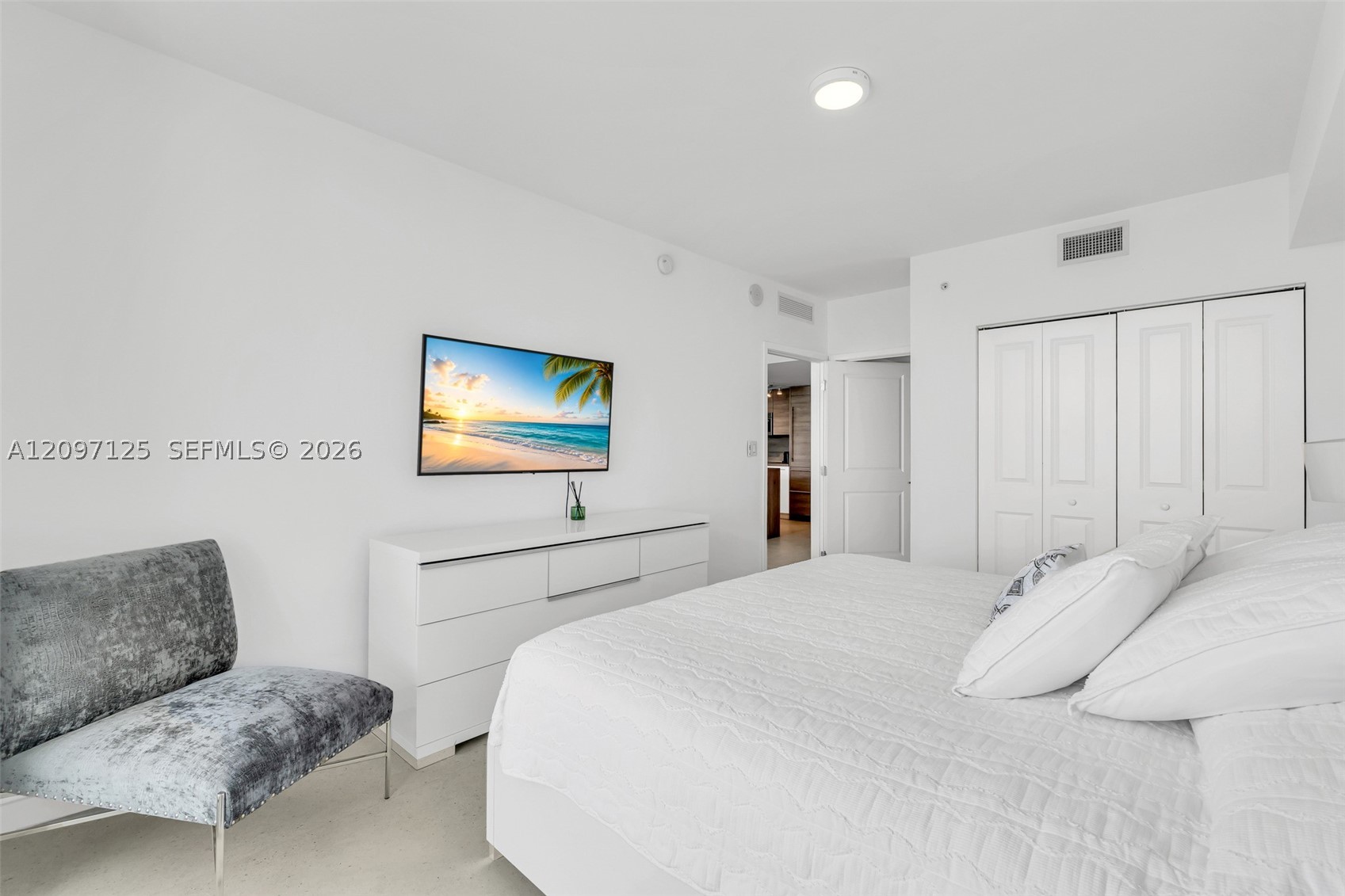 400 Sunny Isles Blvd #916, Sunny Isles Beach FL 33160