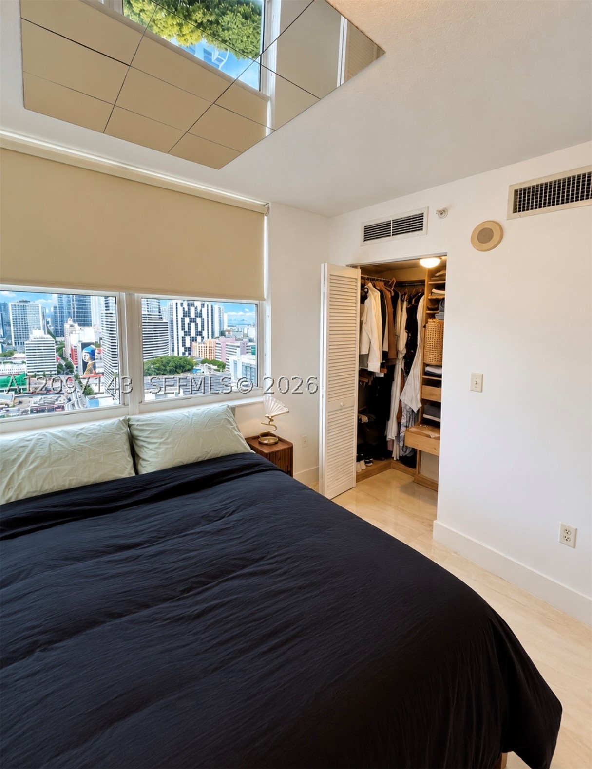 31 SE 5th Street #2801, Miami FL 33131