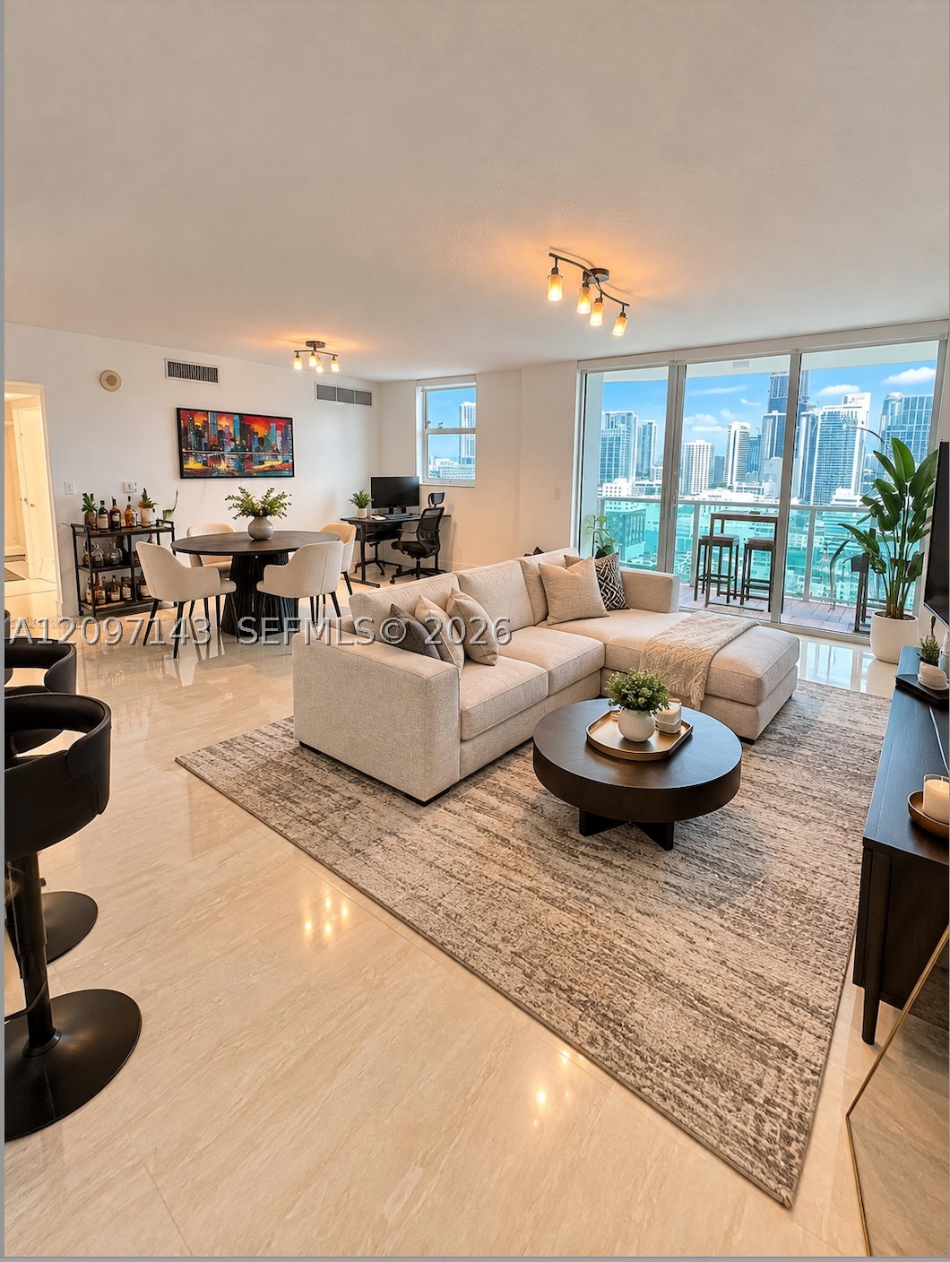 31 SE 5th Street #2801, Miami FL 33131