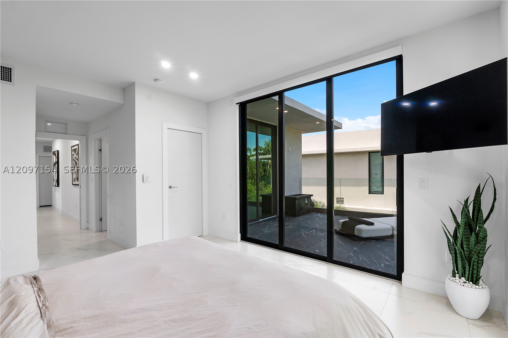 4364 Alton Rd, Miami Beach FL 33140