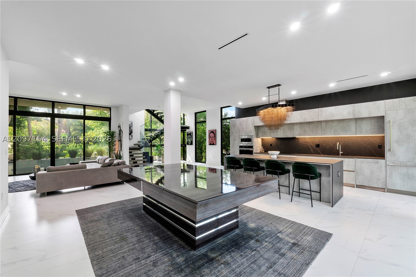 4364 Alton Rd, Miami Beach FL 33140
