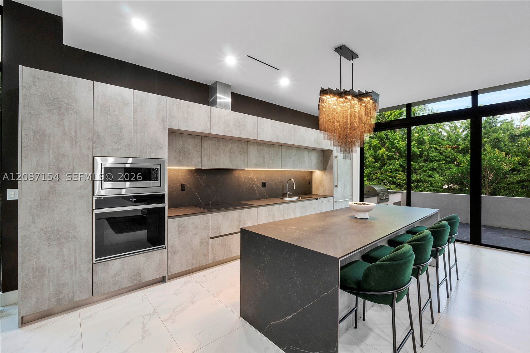 4364 Alton Rd, Miami Beach FL 33140
