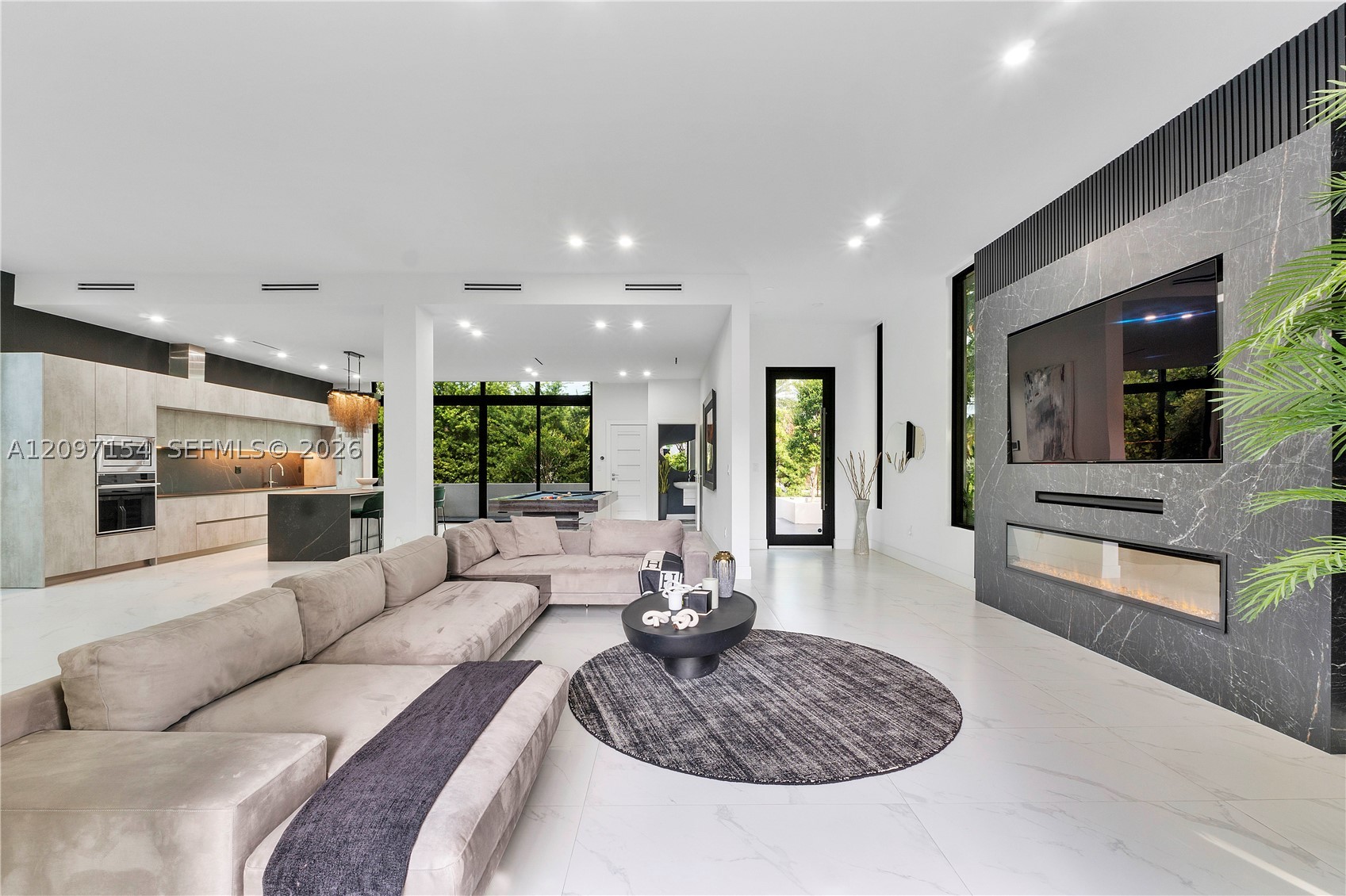 4364 Alton Rd, Miami Beach FL 33140