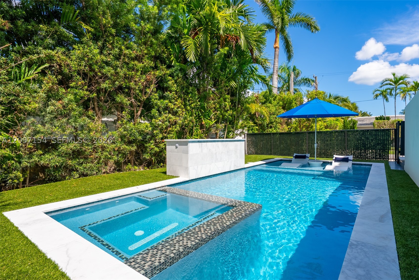 4364 Alton Rd, Miami Beach FL 33140