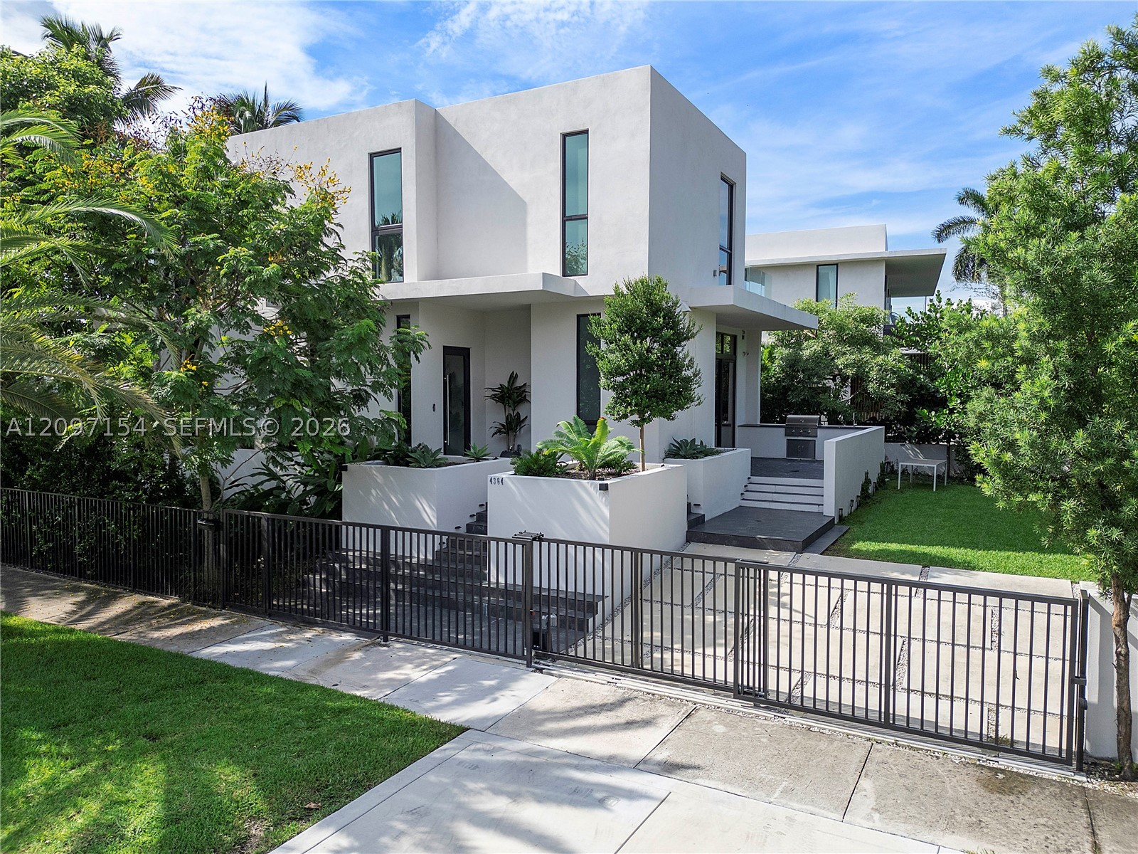 4364 Alton Rd, Miami Beach FL 33140