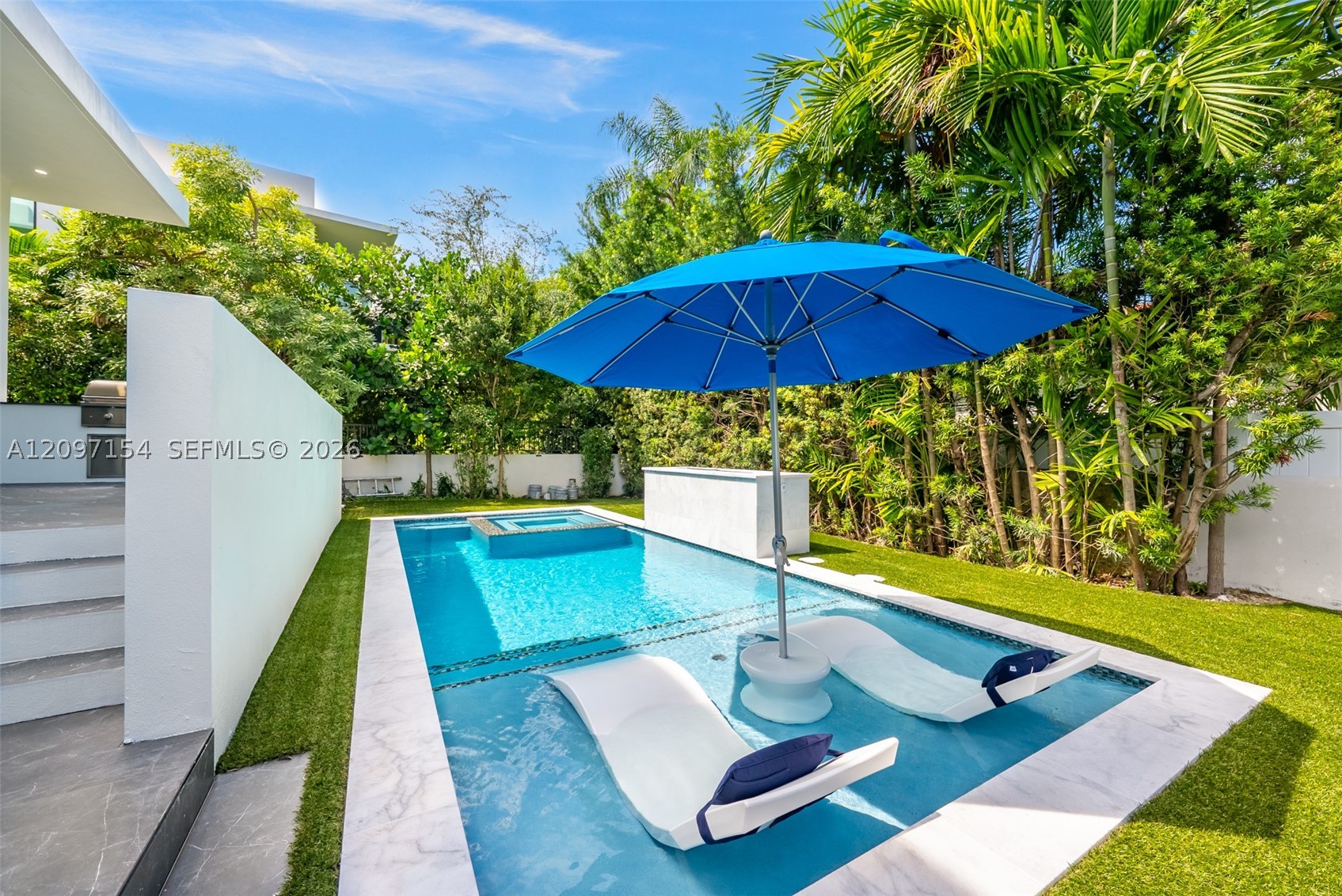 4364 Alton Rd, Miami Beach FL 33140