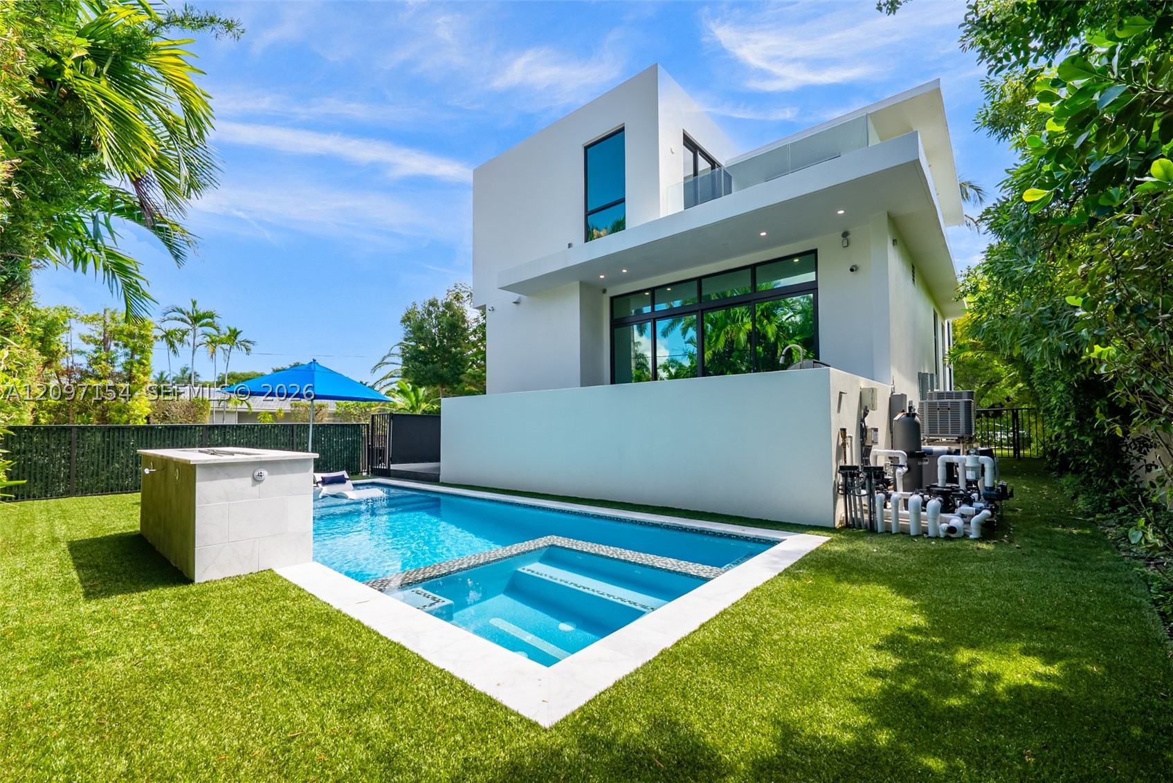 4364 Alton Rd, Miami Beach FL 33140