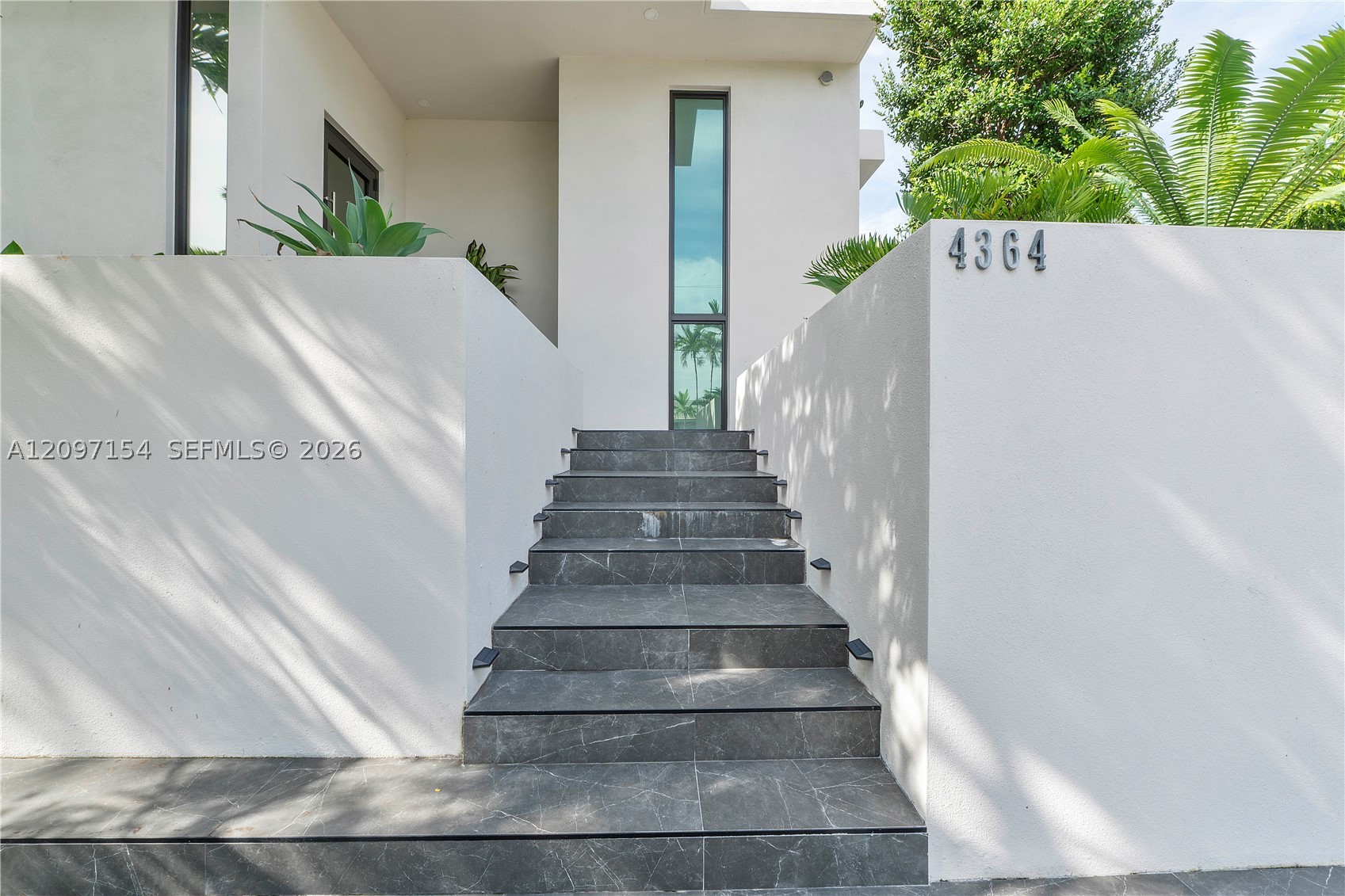 4364 Alton Rd, Miami Beach FL 33140