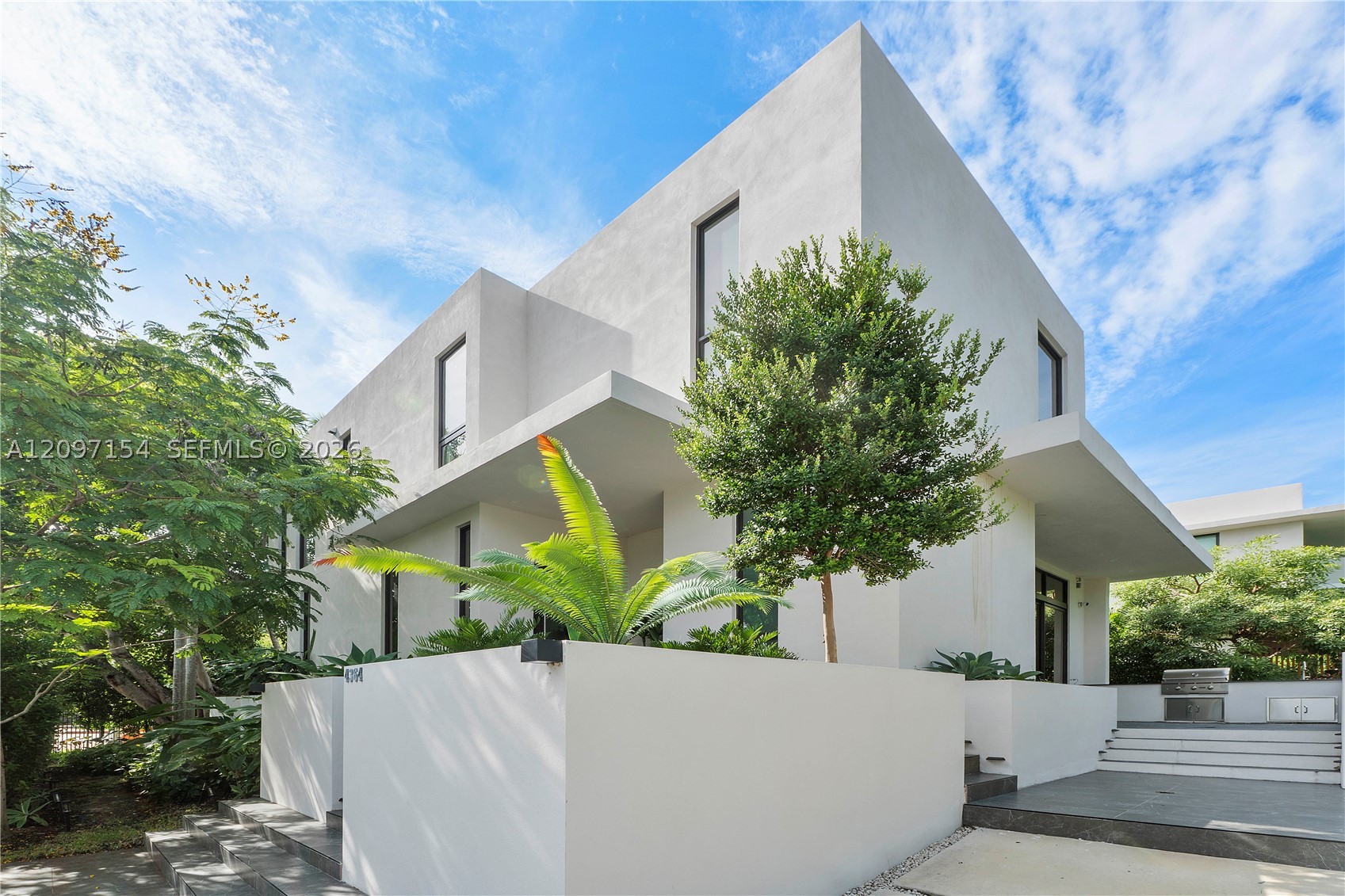 4364 Alton Rd, Miami Beach FL 33140