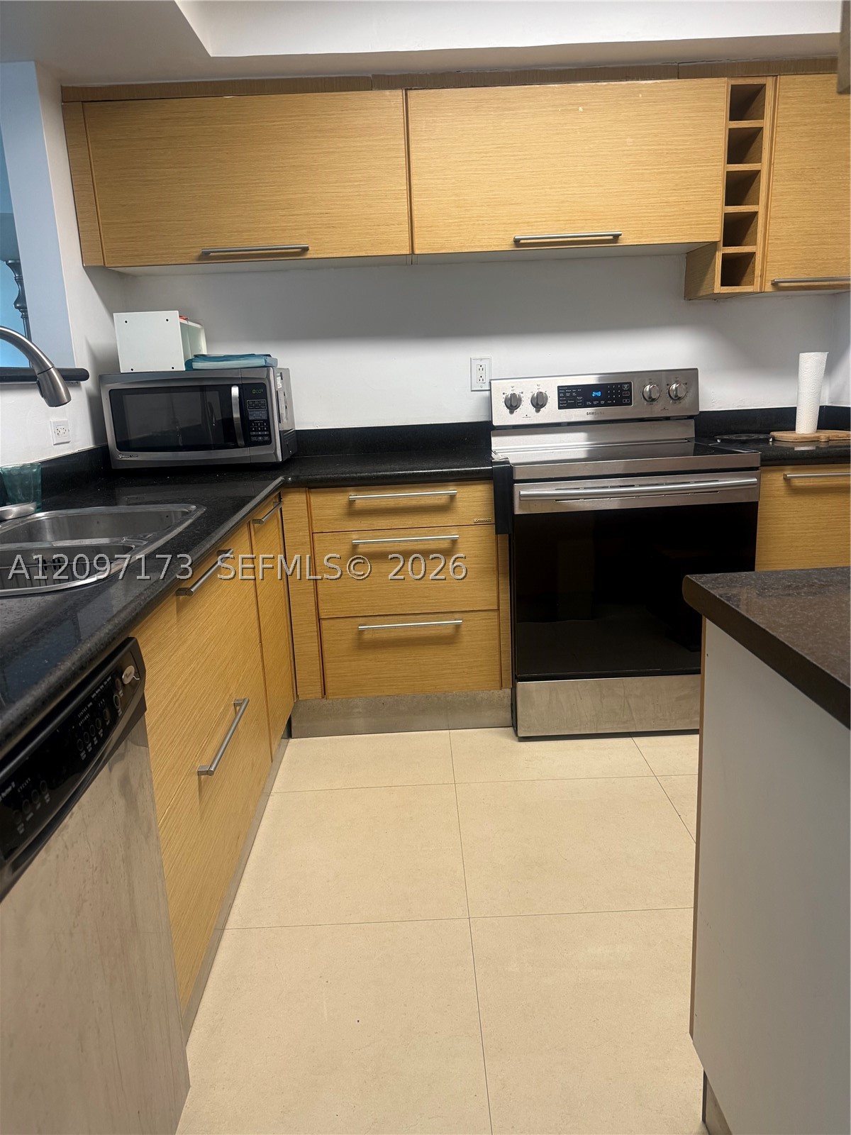 20200 W Country Club Dr #109, Aventura FL 33180