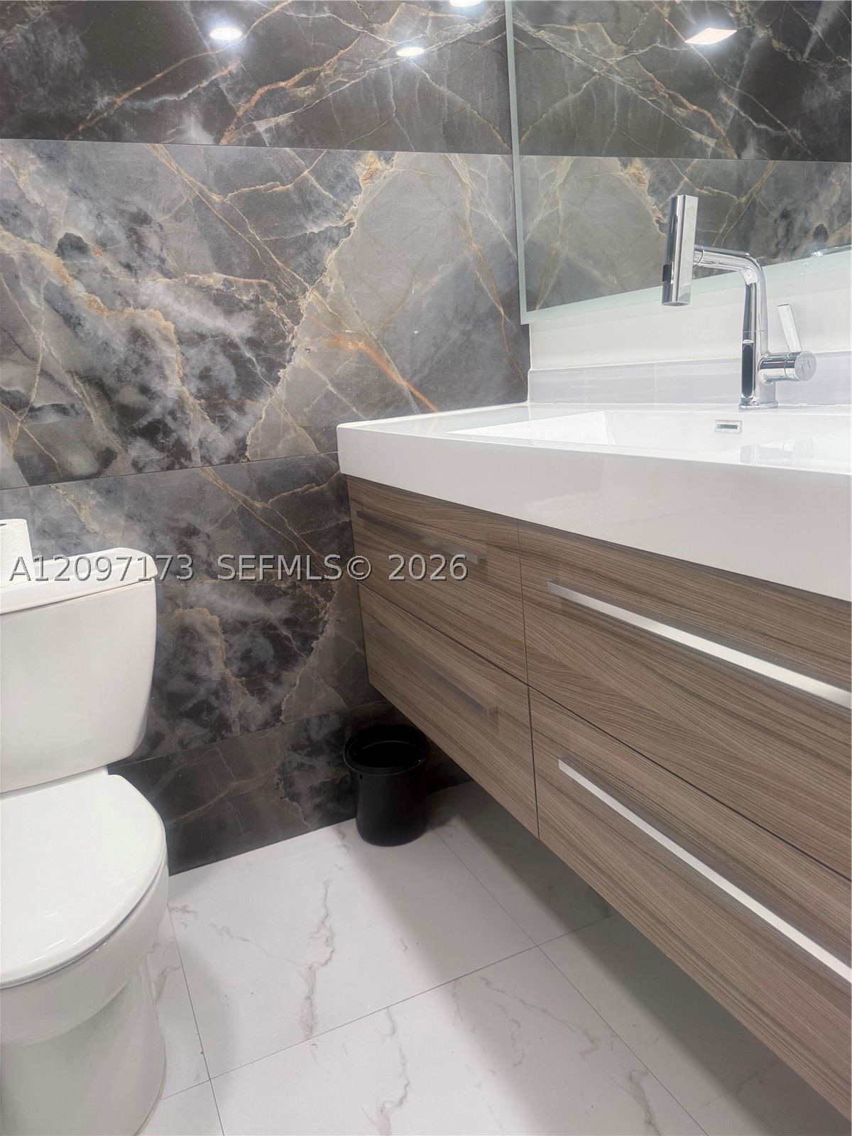 20200 W Country Club Dr #109, Aventura FL 33180