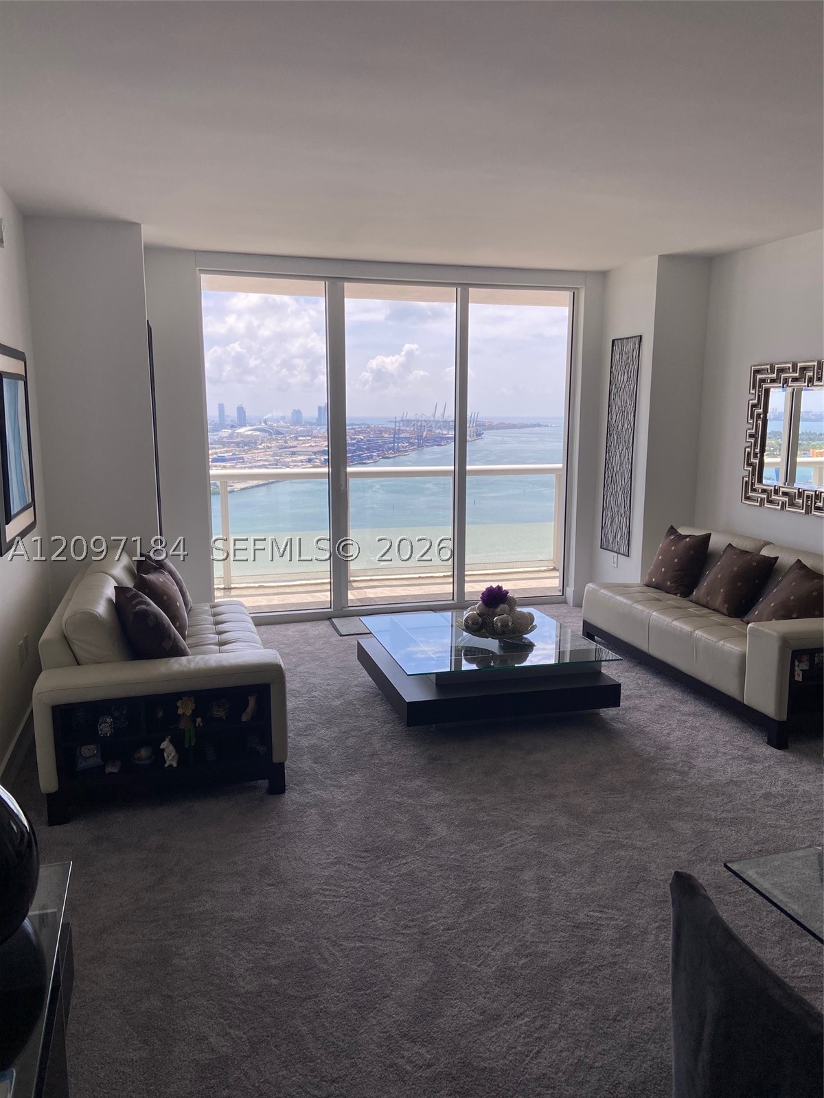 50 Biscayne Blvd #2906, Miami FL 33132