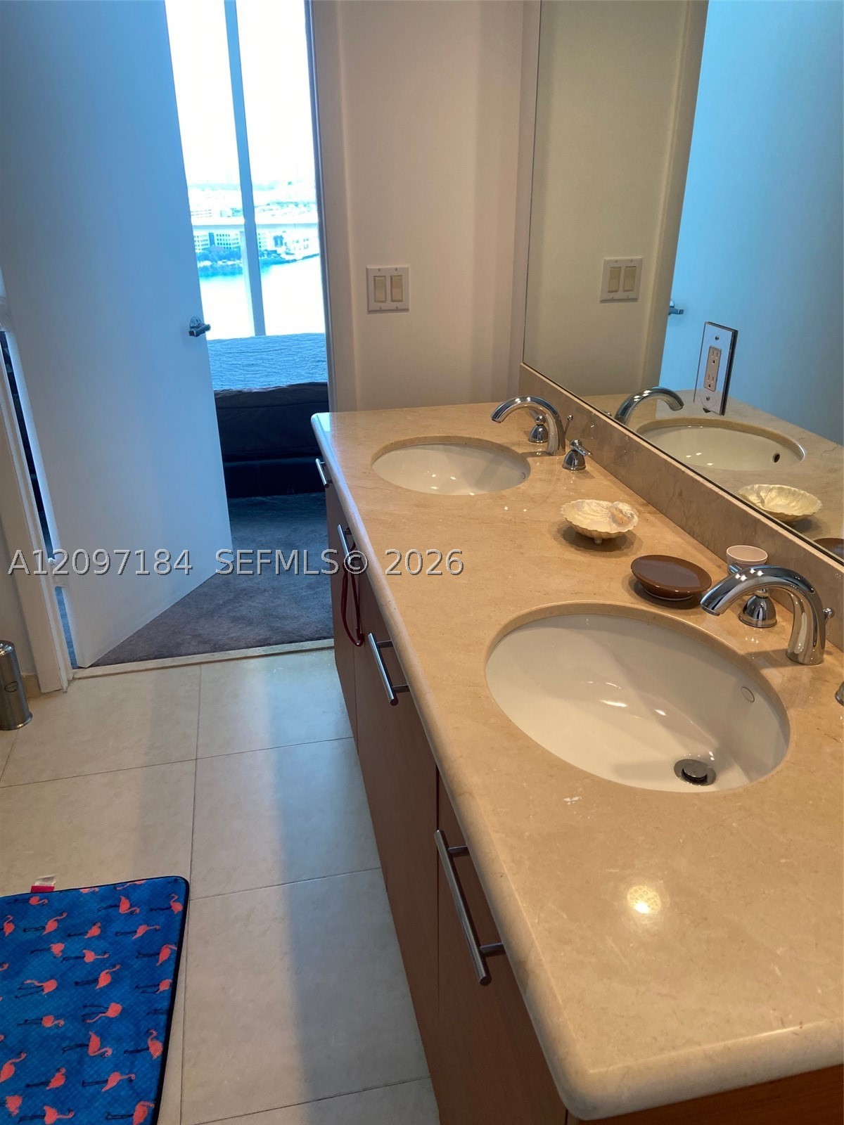 50 Biscayne Blvd #2906, Miami FL 33132
