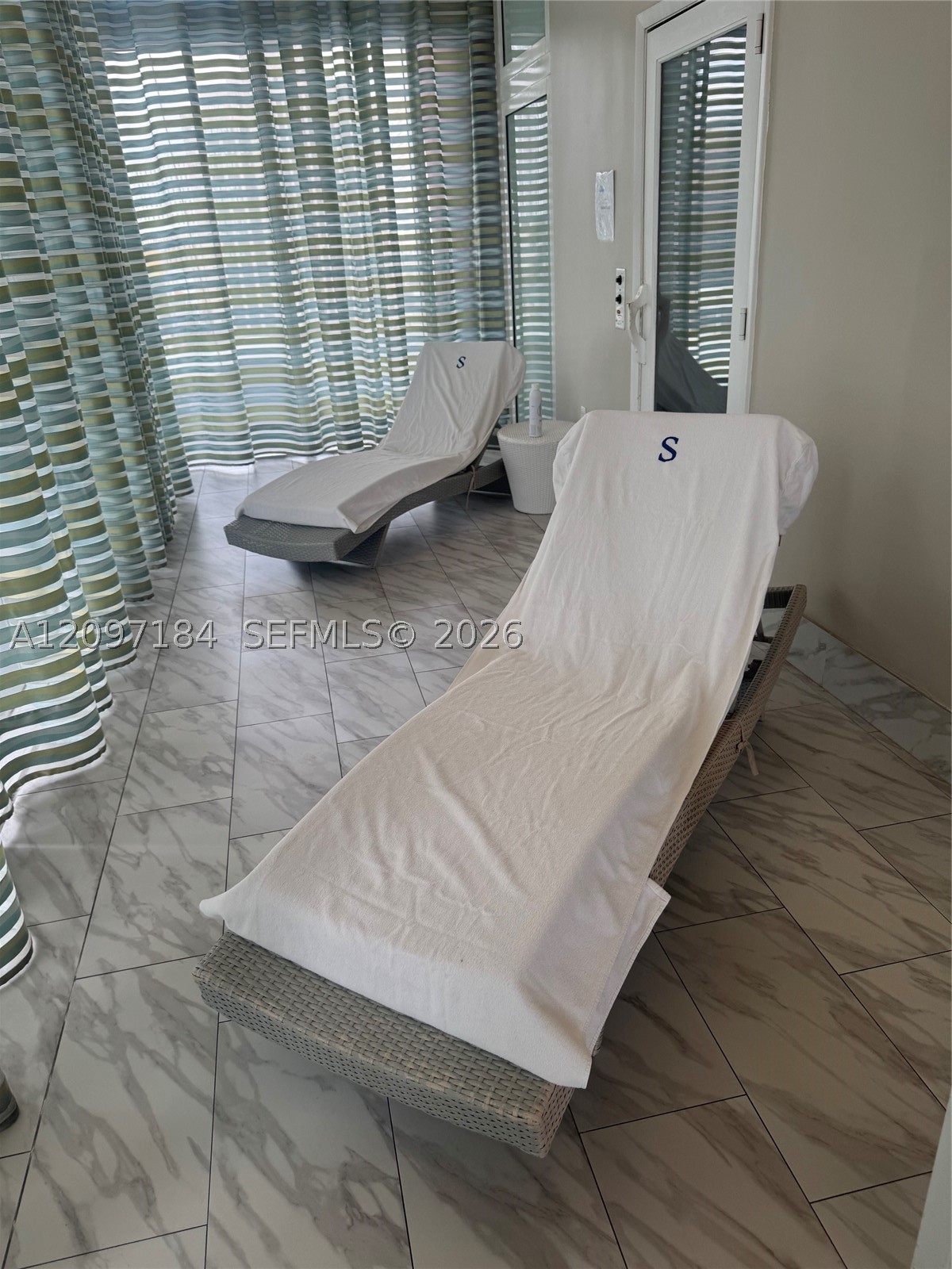 50 Biscayne Blvd #2906, Miami FL 33132