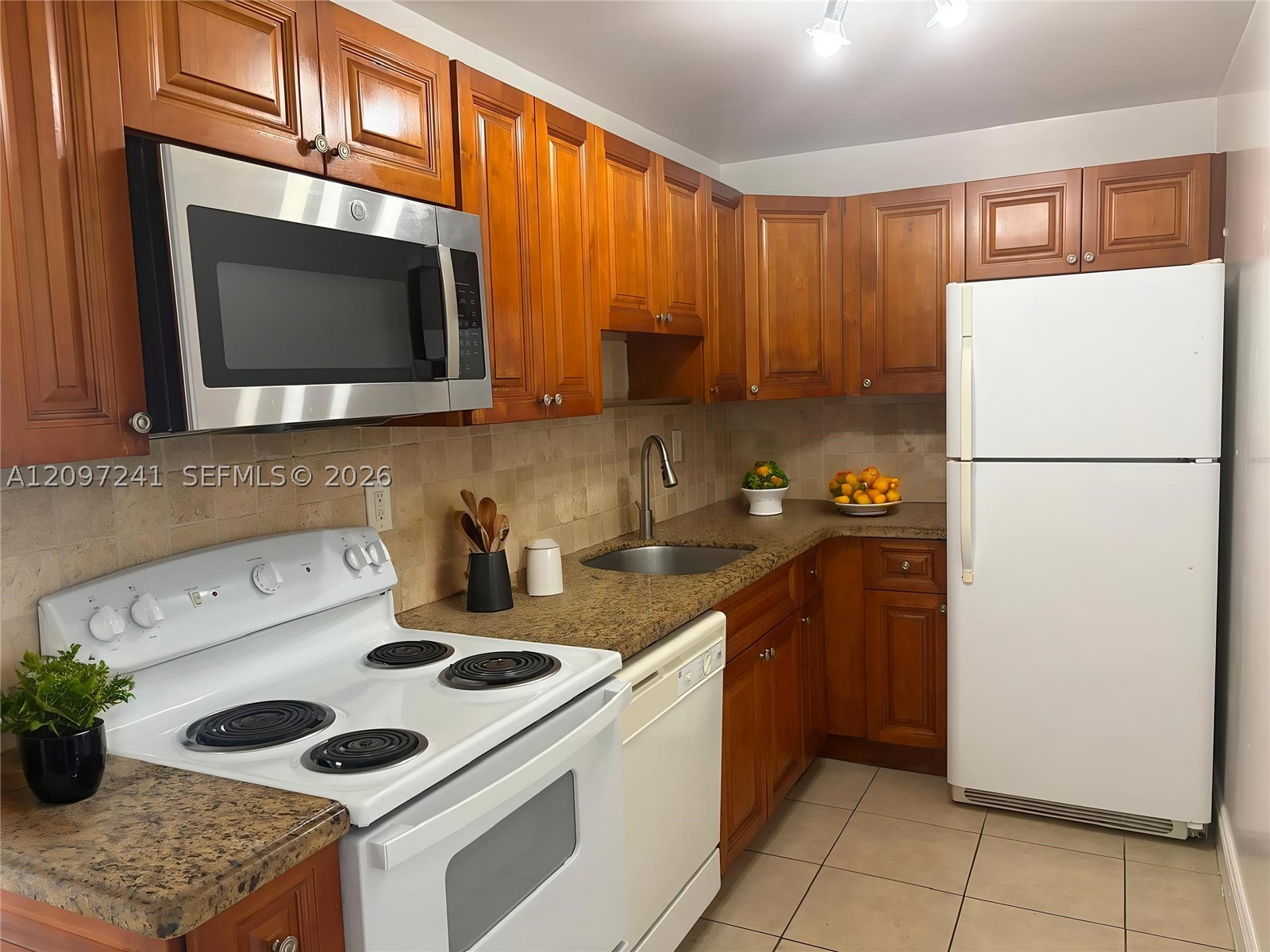 8788 SW 12th St #103, Miami FL 33174