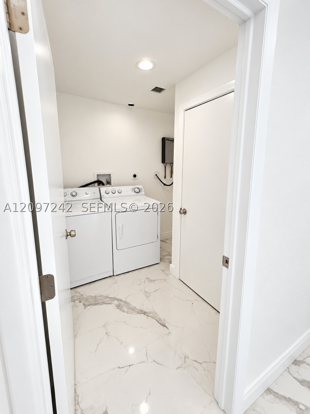 2125 NW 179th St, Miami Gardens FL 33056
