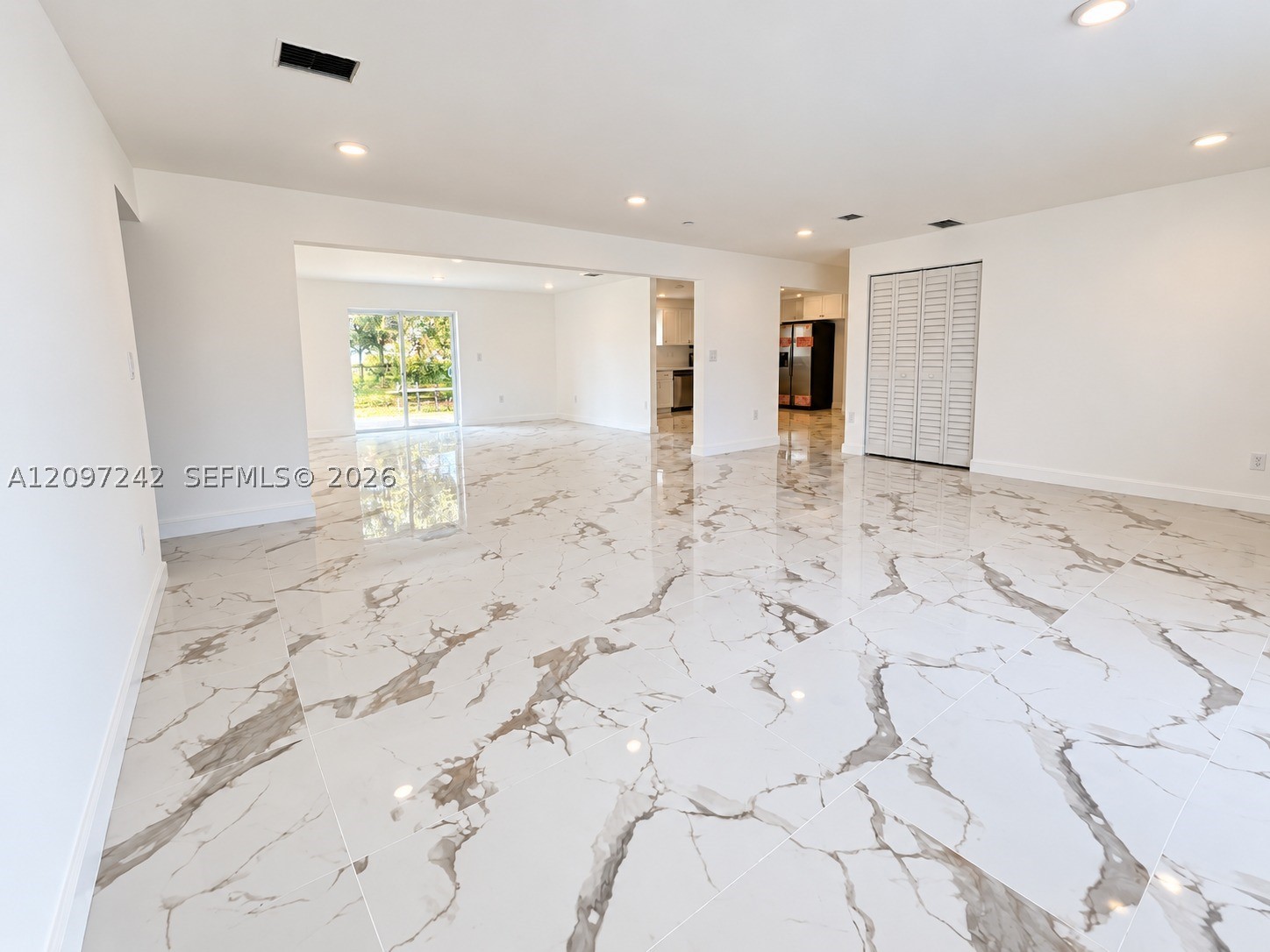 2125 NW 179th St, Miami Gardens FL 33056