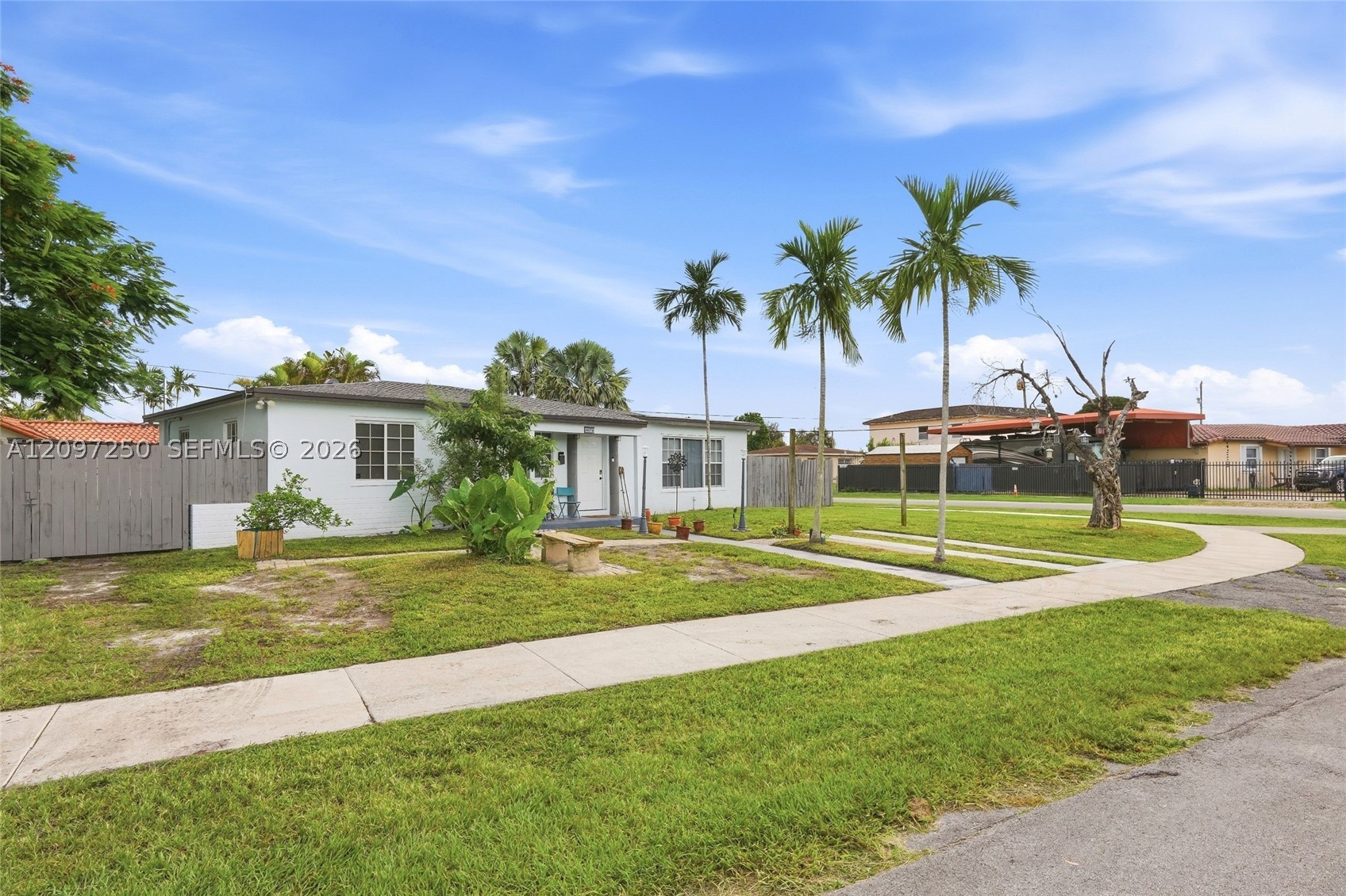 9270 SW 43rd St, Miami FL 33165