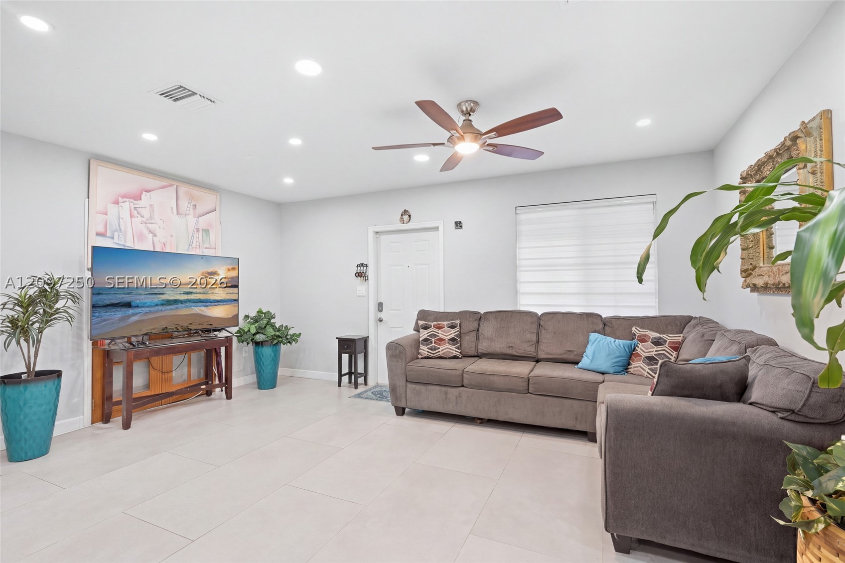 9270 SW 43rd St, Miami FL 33165