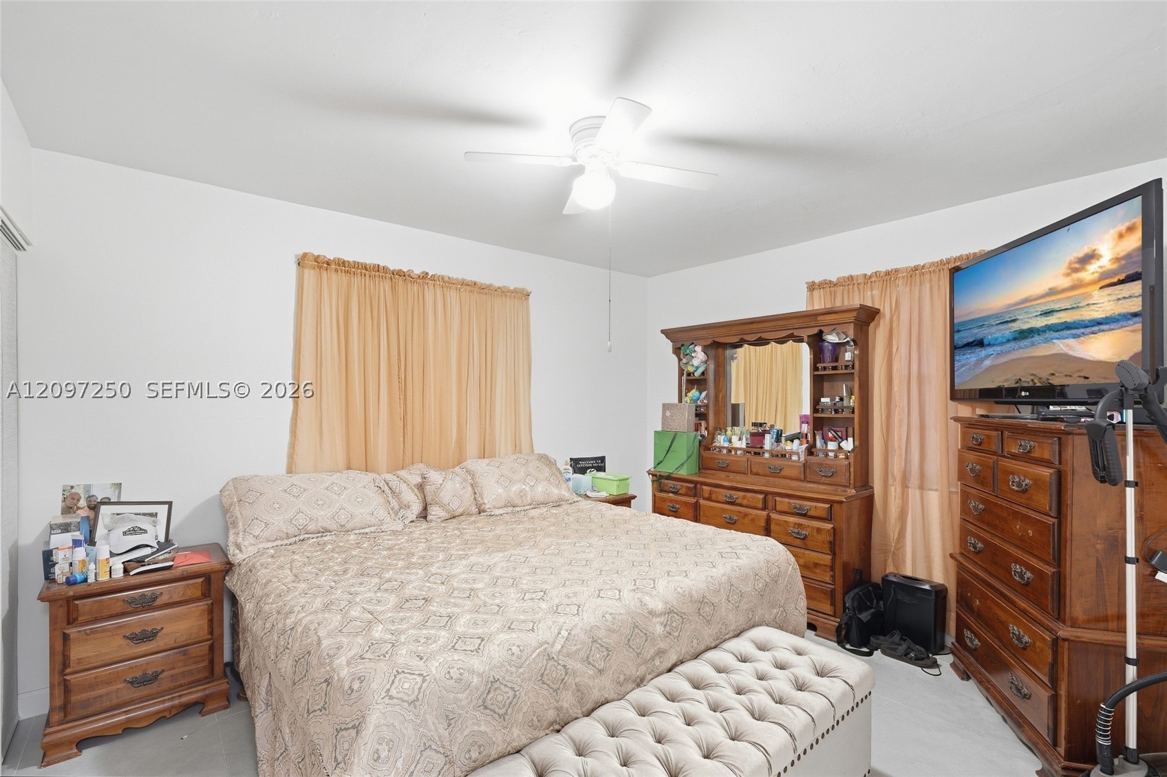 9270 SW 43rd St, Miami FL 33165
