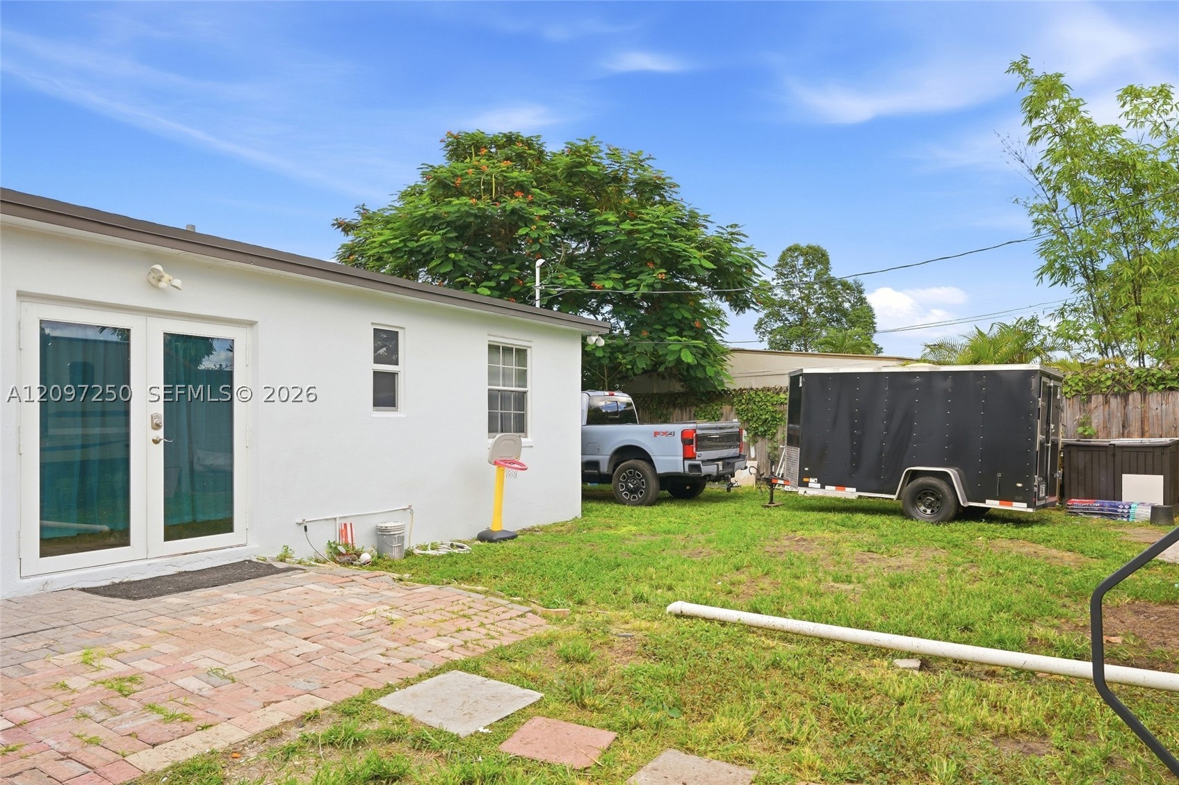9270 SW 43rd St, Miami FL 33165