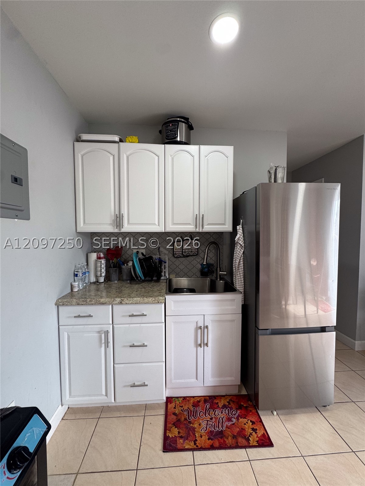 9270 SW 43rd St, Miami FL 33165