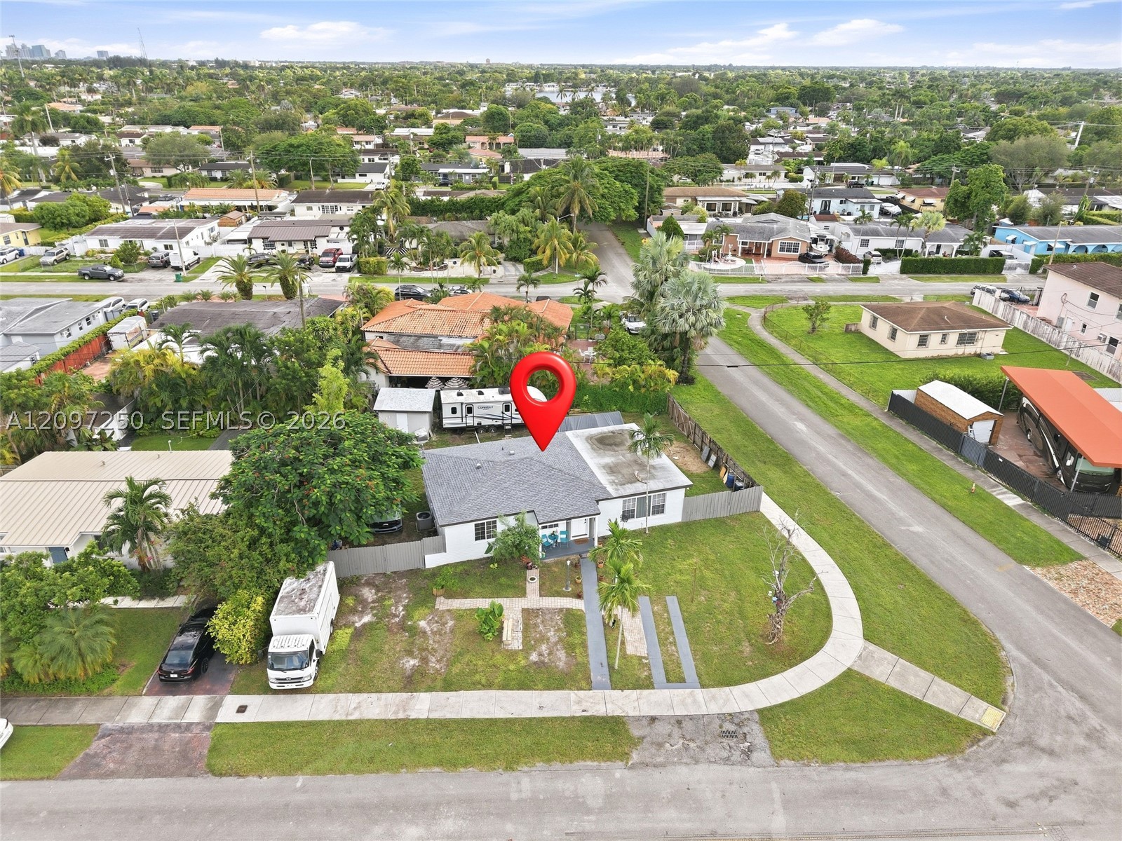 9270 SW 43rd St, Miami FL 33165