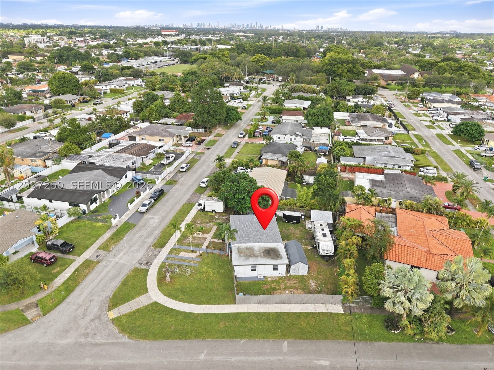 9270 SW 43rd St, Miami FL 33165