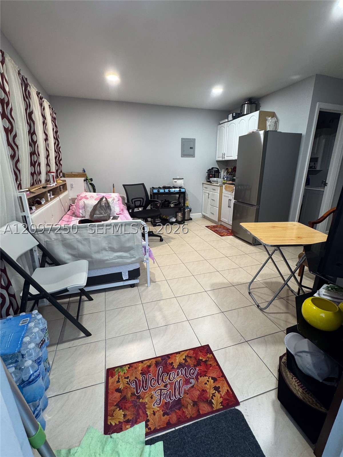 9270 SW 43rd St, Miami FL 33165
