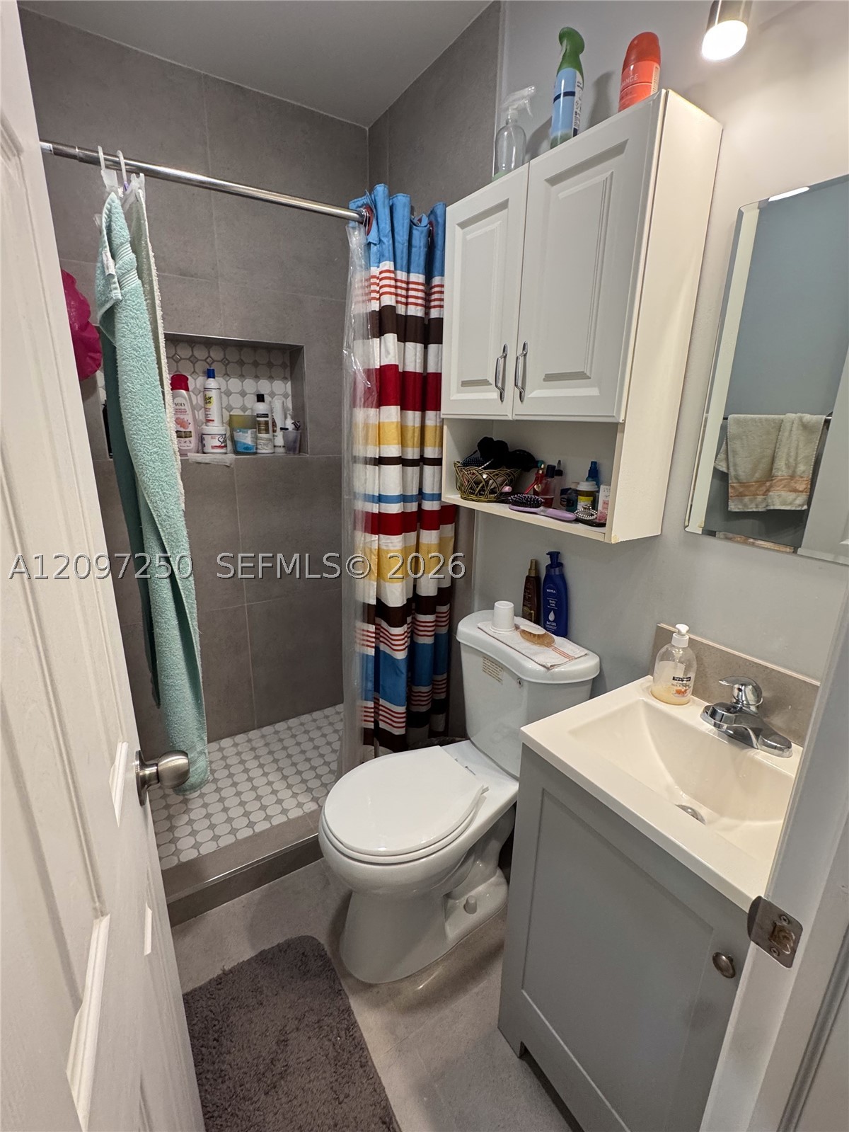 9270 SW 43rd St, Miami FL 33165