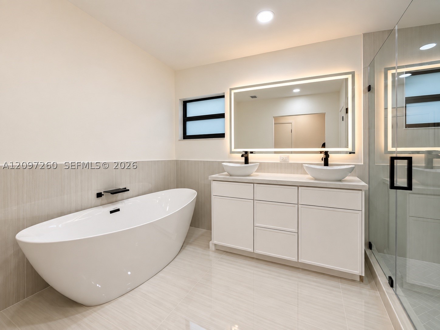 8240 SW 89th St, Miami FL 33156