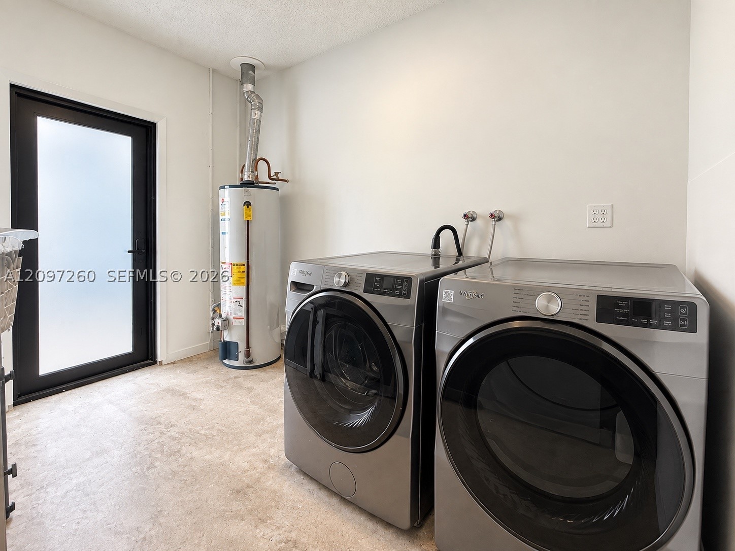 8240 SW 89th St, Miami FL 33156
