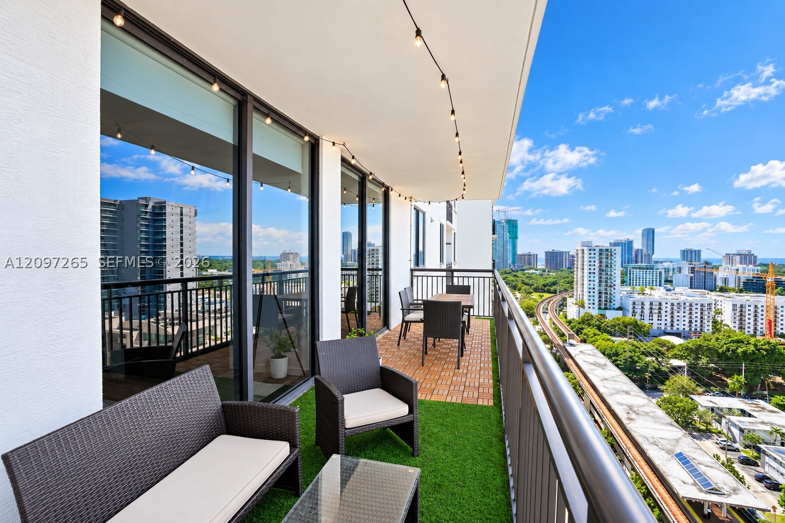 999 SW 1st Ave #1909, Miami FL 33130